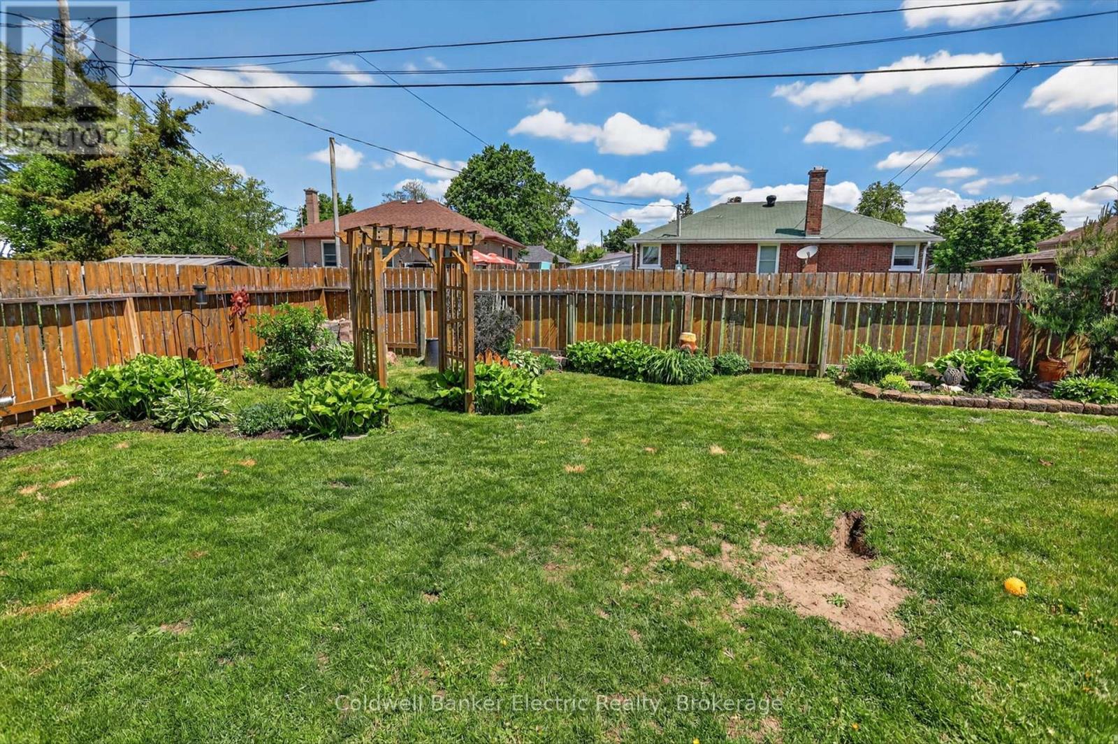 668 Barbara Crescent, Peterborough (Otonabee Ward 1), Ontario  K9J 3X5 - Photo 42 - X13233702