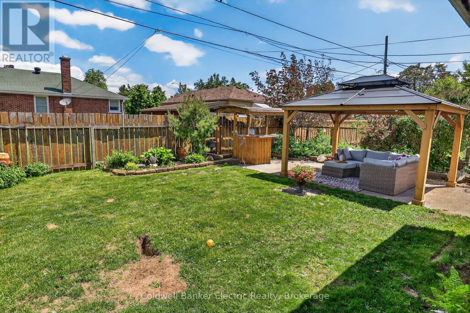 668 Barbara Crescent, Peterborough (Otonabee Ward 1), Ontario  K9J 3X5 - Photo 43 - X13233702
