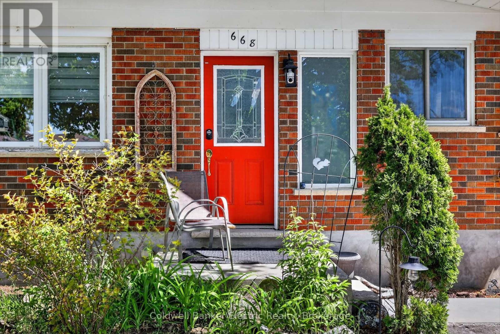 668 Barbara Crescent, Peterborough (Otonabee Ward 1), Ontario  K9J 3X5 - Photo 5 - X13233702