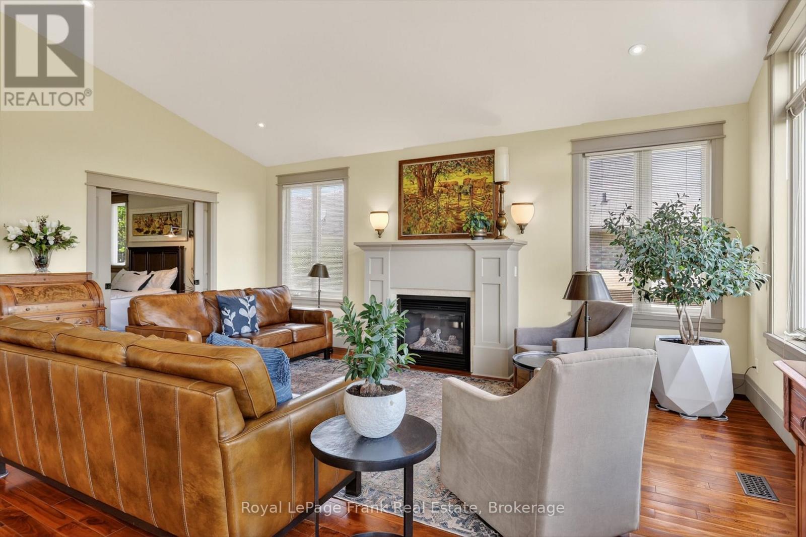 2379 Marsdale Drive, Peterborough (Ashburnham Ward 4), Ontario  K9L 0B7 - Photo 13 - X13233784
