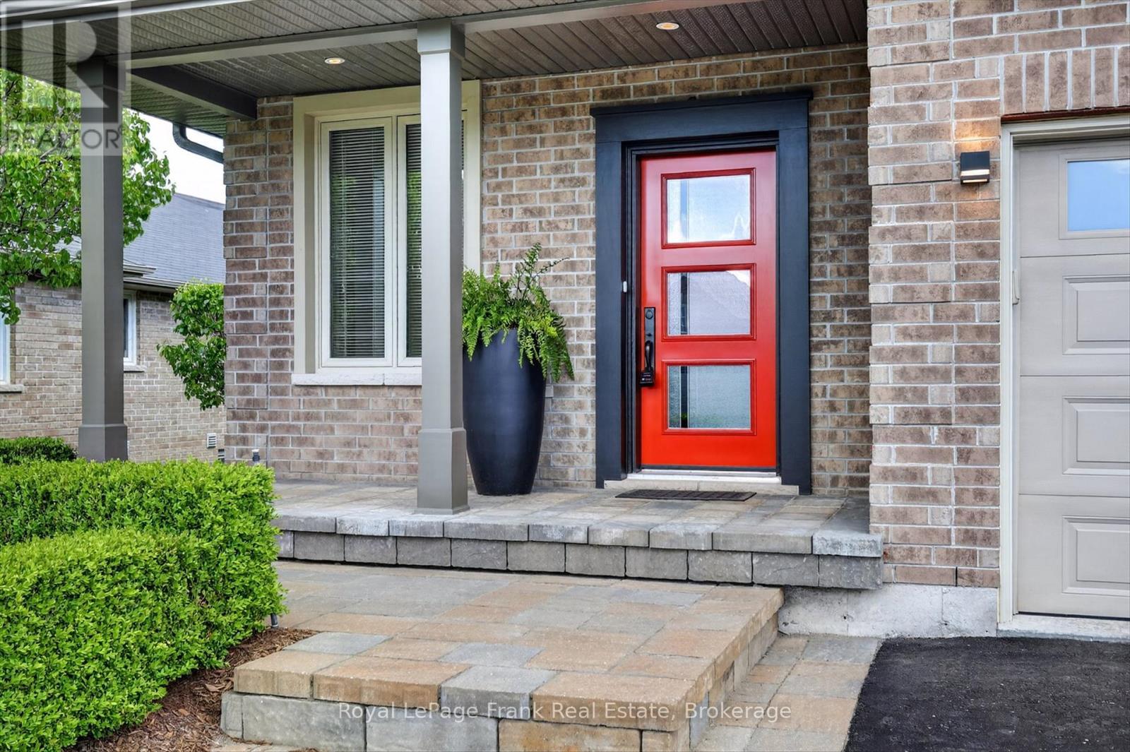 2379 Marsdale Drive, Peterborough (Ashburnham Ward 4), Ontario  K9L 0B7 - Photo 2 - X13233784
