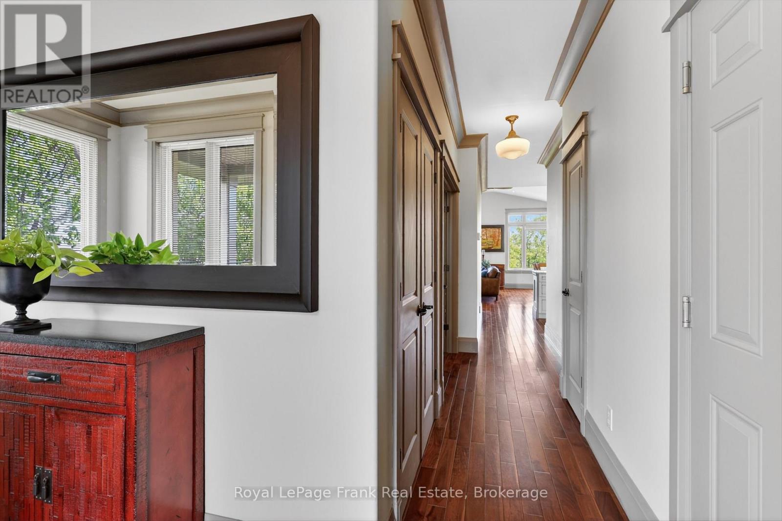 2379 Marsdale Drive, Peterborough (Ashburnham Ward 4), Ontario  K9L 0B7 - Photo 4 - X13233784