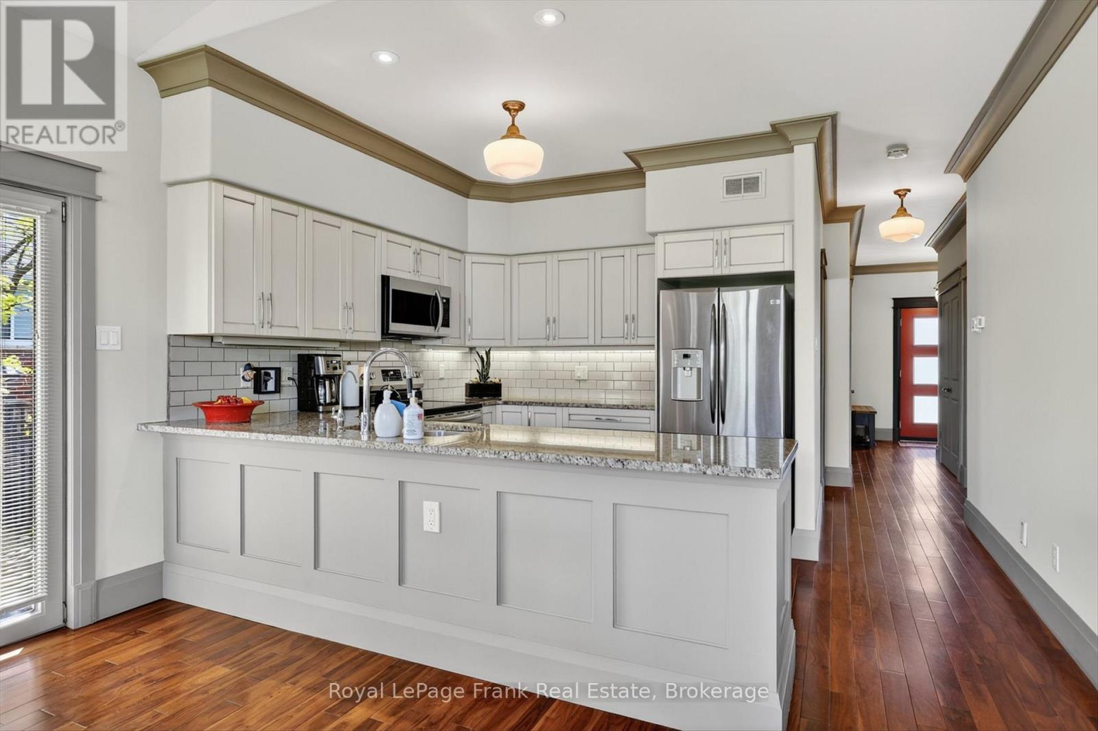 2379 Marsdale Drive, Peterborough (Ashburnham Ward 4), Ontario  K9L 0B7 - Photo 8 - X13233784