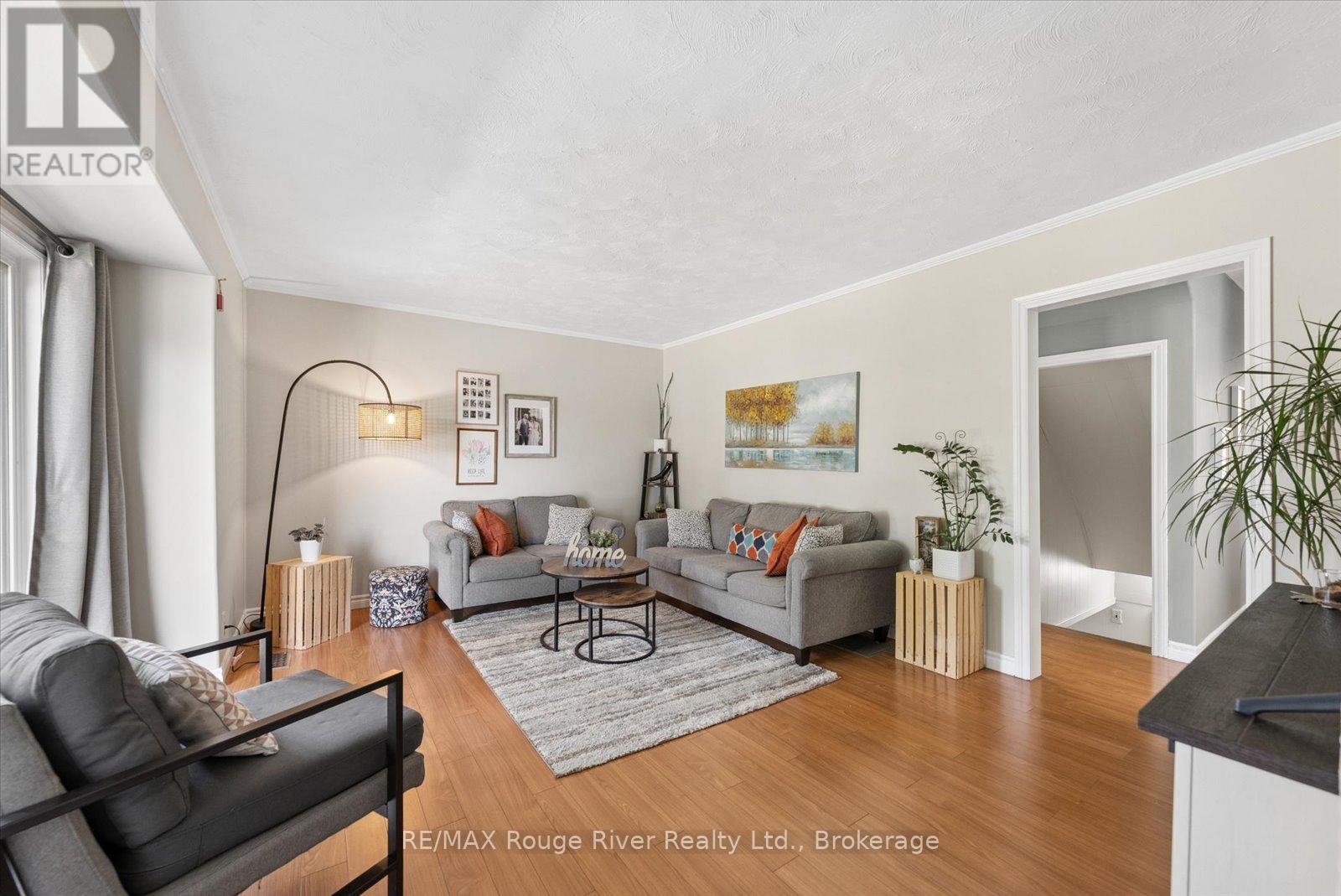 542 O'connell Road, Peterborough (Otonabee Ward 1), Ontario  K9J 4E3 - Photo 6 - X13234504