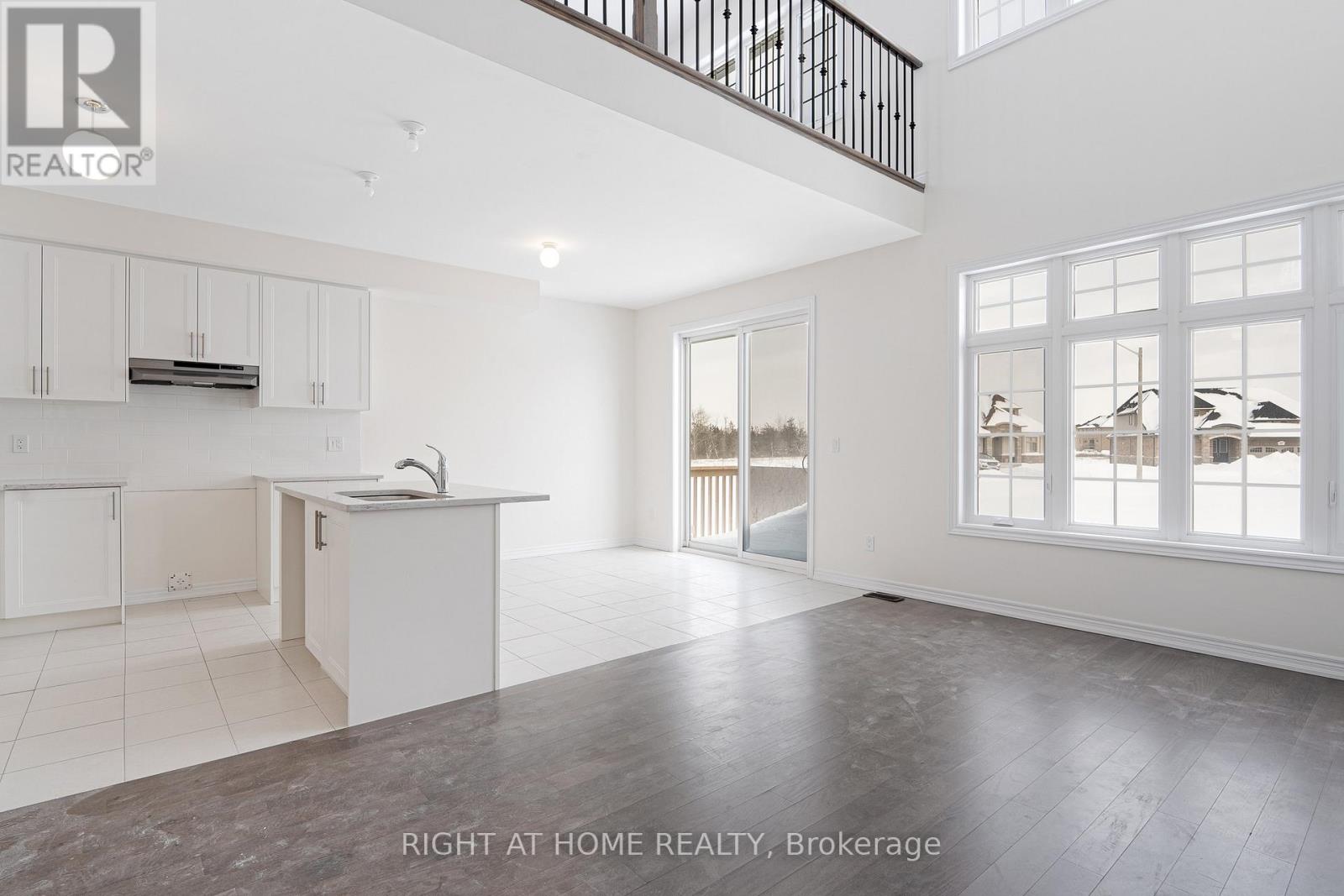 12 Larissa Park Drive, Quinte West (Murray Ward), Ontario  K0L 1L0 - Photo 2 - X13234880
