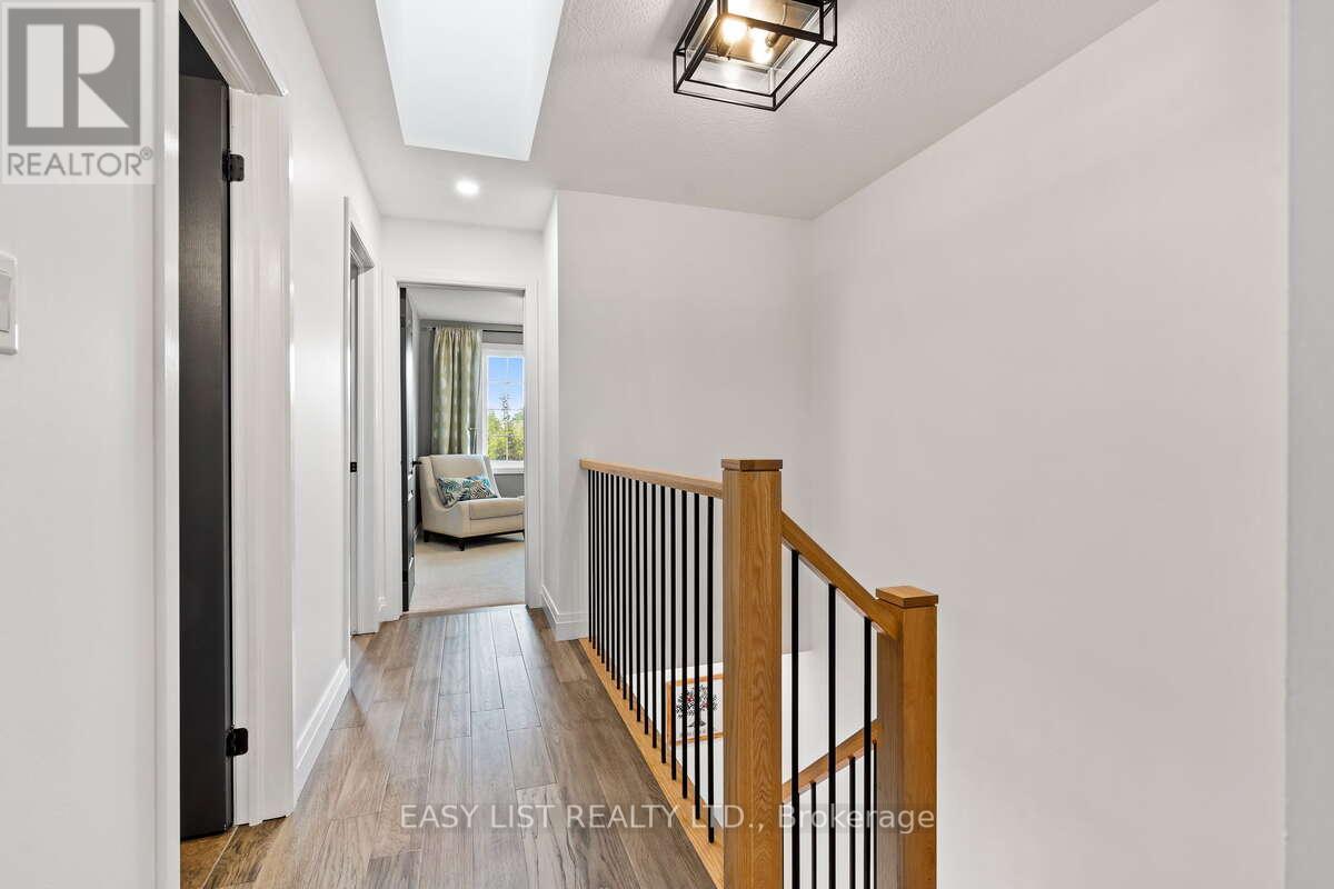 79 Browview Drive, Hamilton (Waterdown), Ontario  L1B 1L9 - Photo 17 - X13235622
