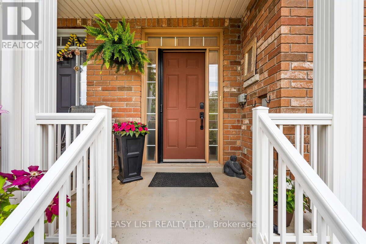 79 Browview Drive, Hamilton (Waterdown), Ontario  L1B 1L9 - Photo 5 - X13235622