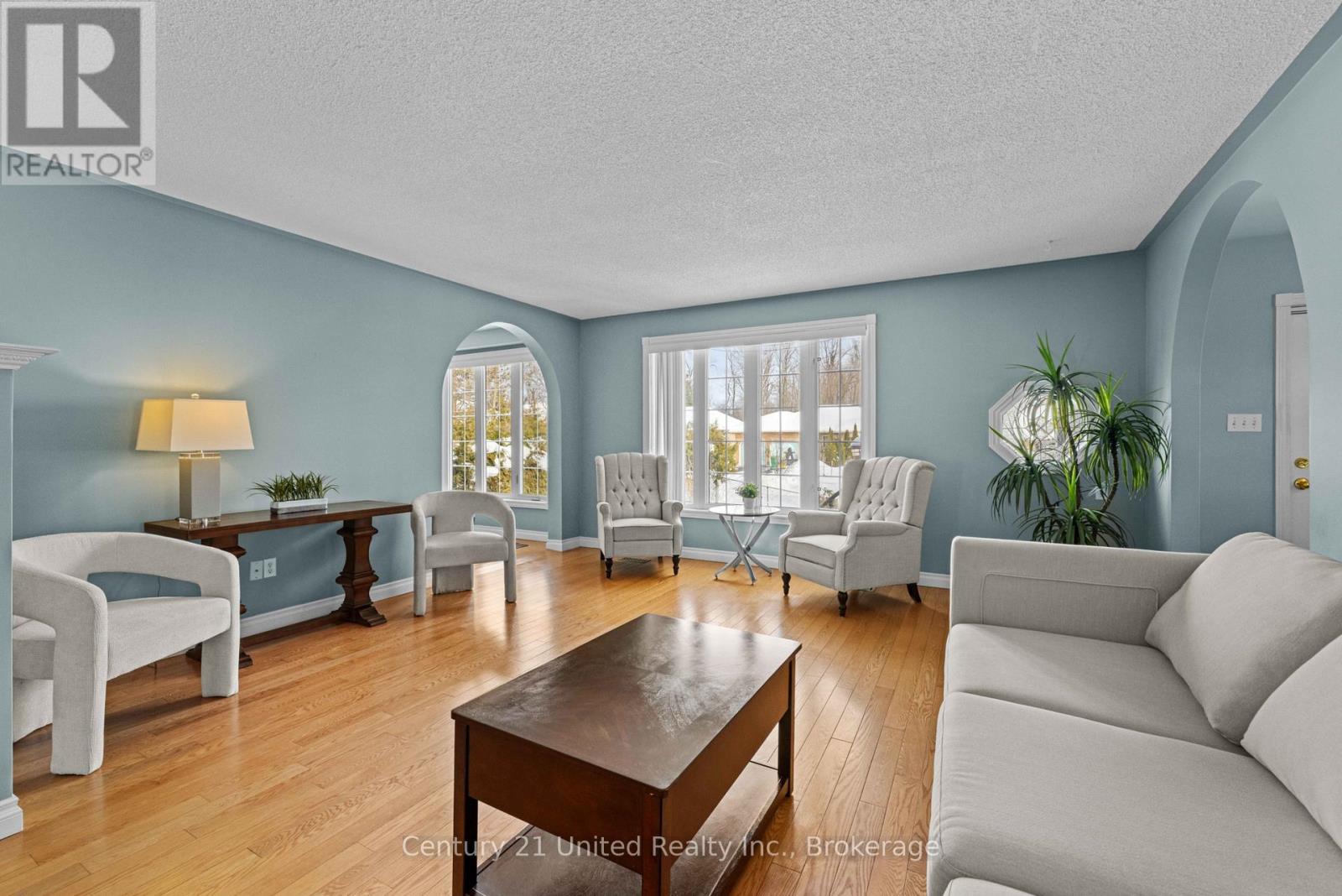 640 Brealey Drive, Peterborough (Otonabee Ward 1), Ontario  K9K 2M7 - Photo 4 - X13236750