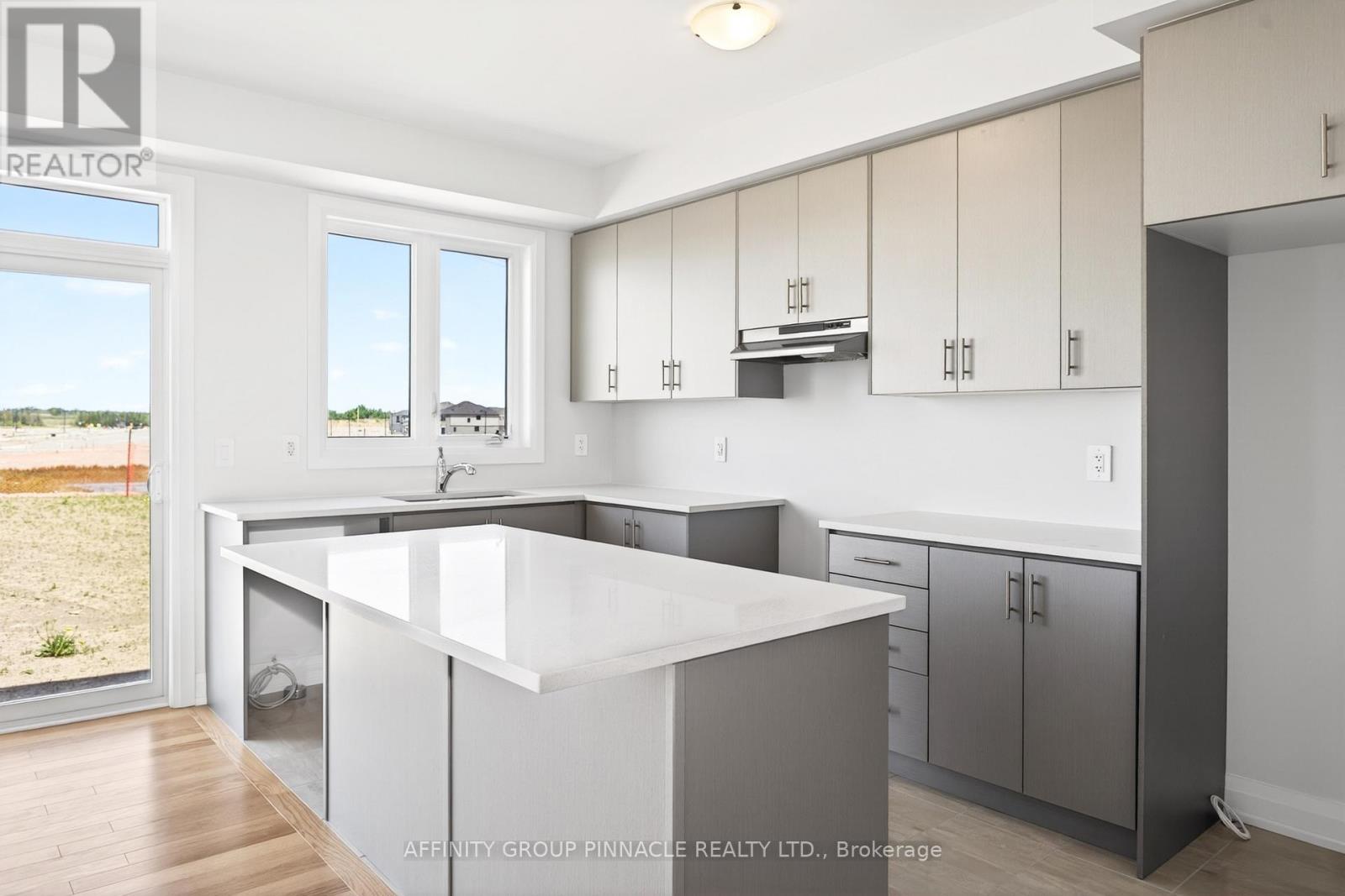 64 Butler Boulevard, Kawartha Lakes (Lindsay), Ontario  K9V 4R1 - Photo 12 - X13236986