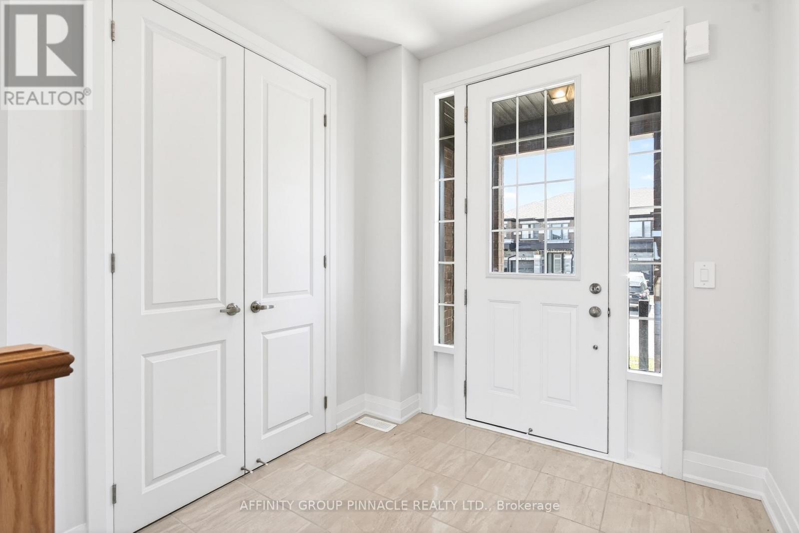 64 Butler Boulevard, Kawartha Lakes (Lindsay), Ontario  K9V 4R1 - Photo 5 - X13236986