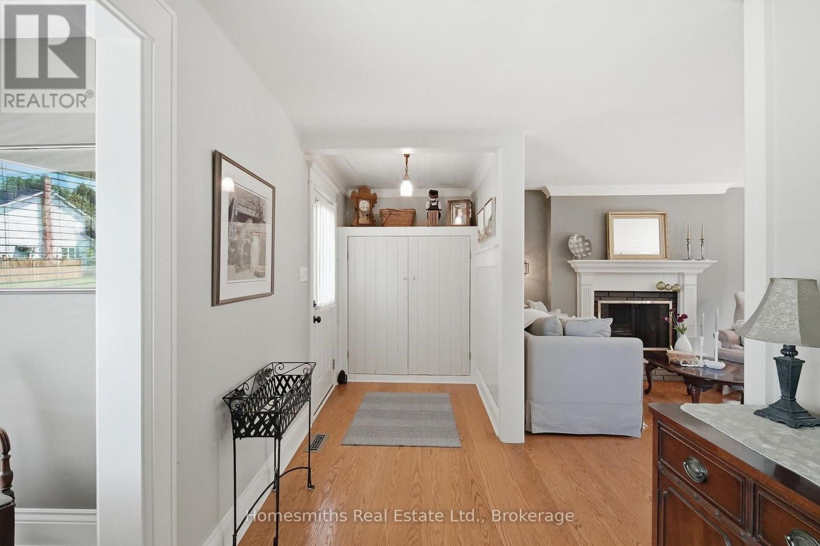 77 George Street, Clarington (Newcastle), Ontario  L1B 1H9 - Photo 2 - E13238436