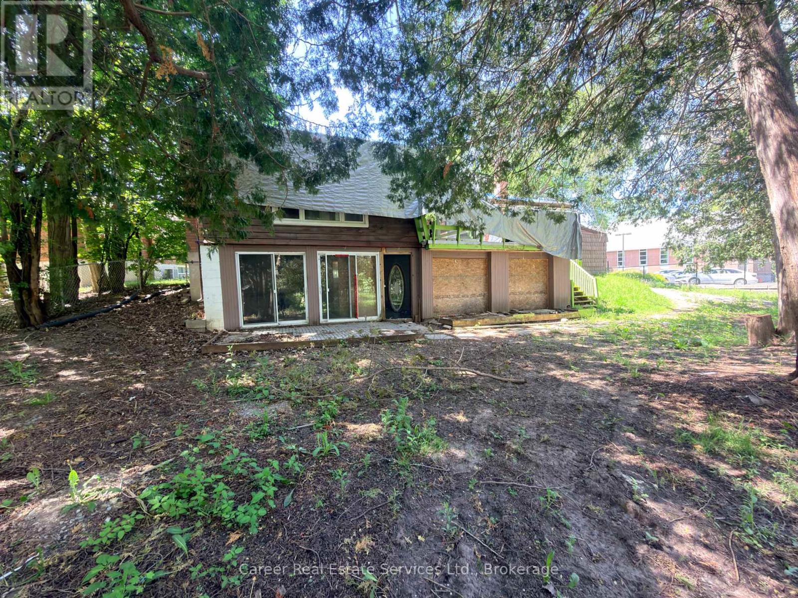 76 Springbrook Drive, Peterborough (Monaghan Ward 2), Ontario  K9J 1L1 - Photo 6 - X13238438