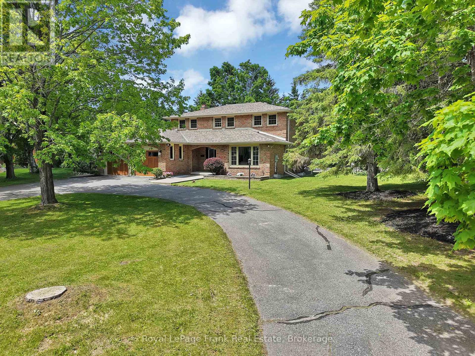 1609 Champlain Drive, Peterborough (Northcrest Ward 5), Ontario  K9L 1N5 - Photo 2 - X13238770