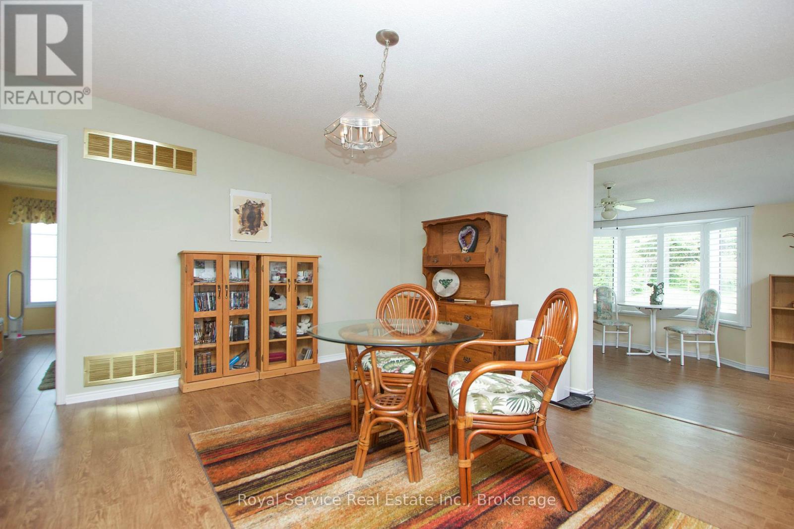 3 Fairway Drive, Clarington (Newcastle), Ontario  L1B 1B5 - Photo 8 - E13239470