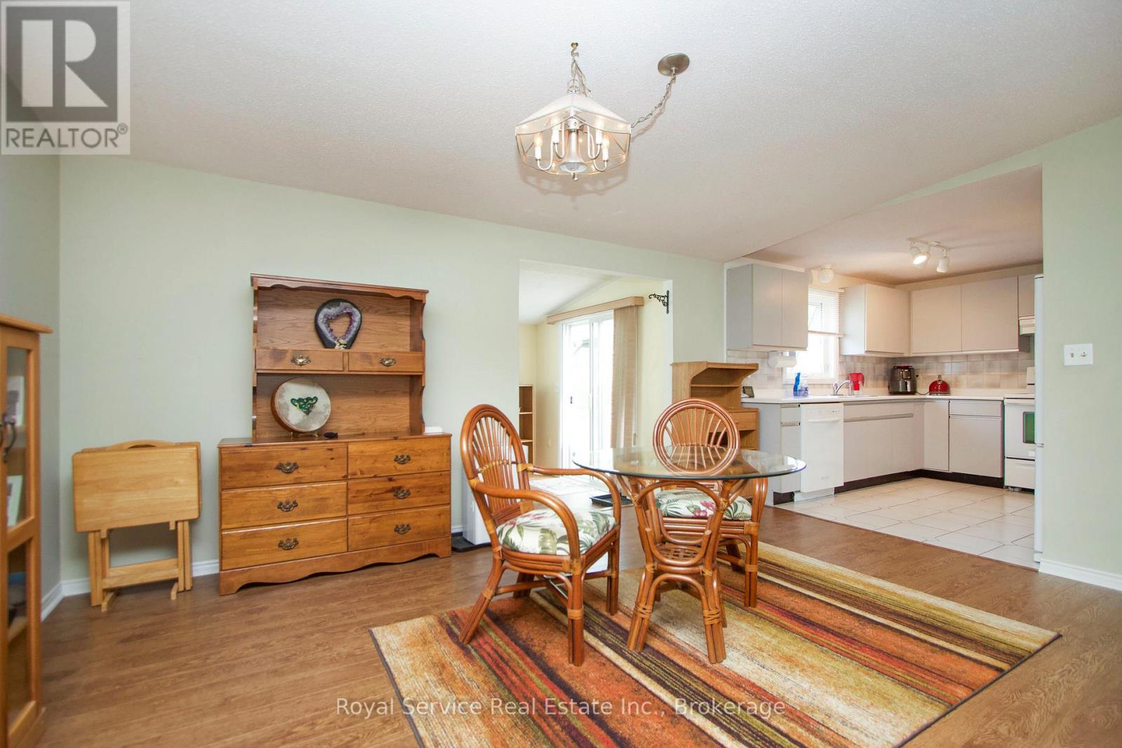 3 Fairway Drive, Clarington (Newcastle), Ontario  L1B 1B5 - Photo 9 - E13239470