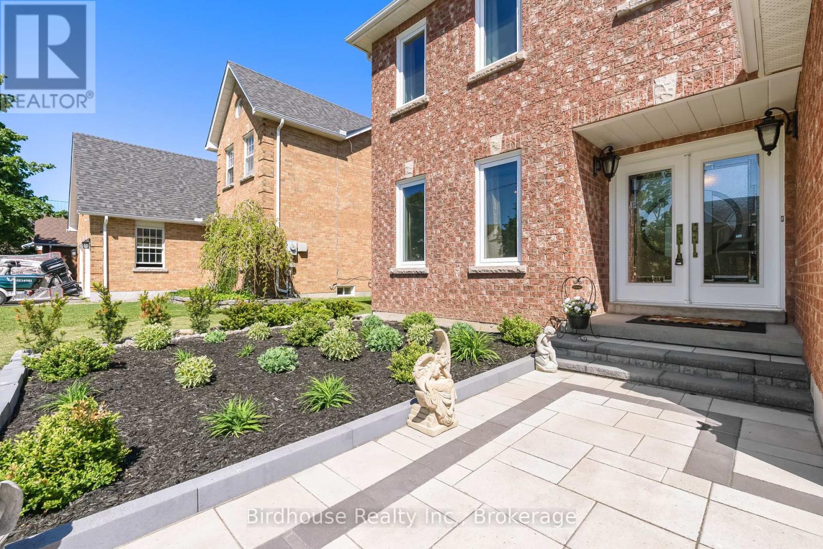 26 Walker Street, Kawartha Lakes (Lindsay), Ontario  K9V 6C2 - Photo 4 - X13239138