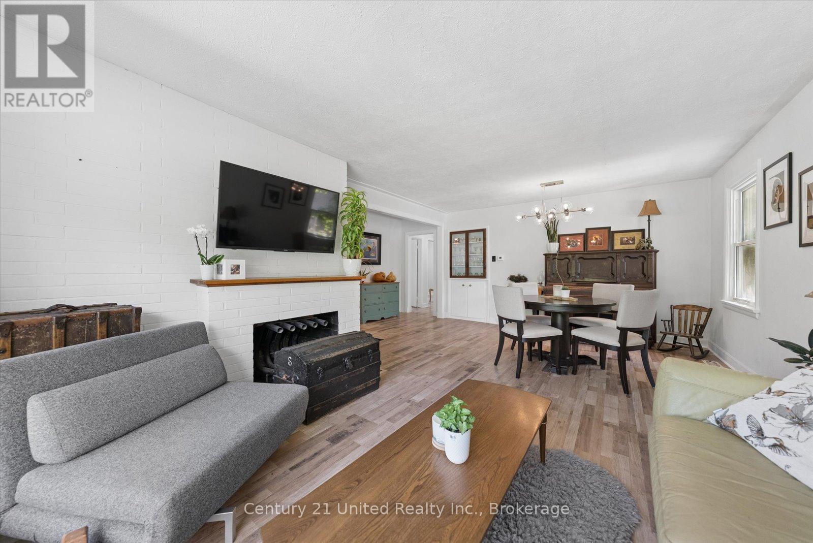 193 Shelbourne Street, Peterborough (Northcrest Ward 5), Ontario  K9H 5K3 - Photo 10 - X13239170