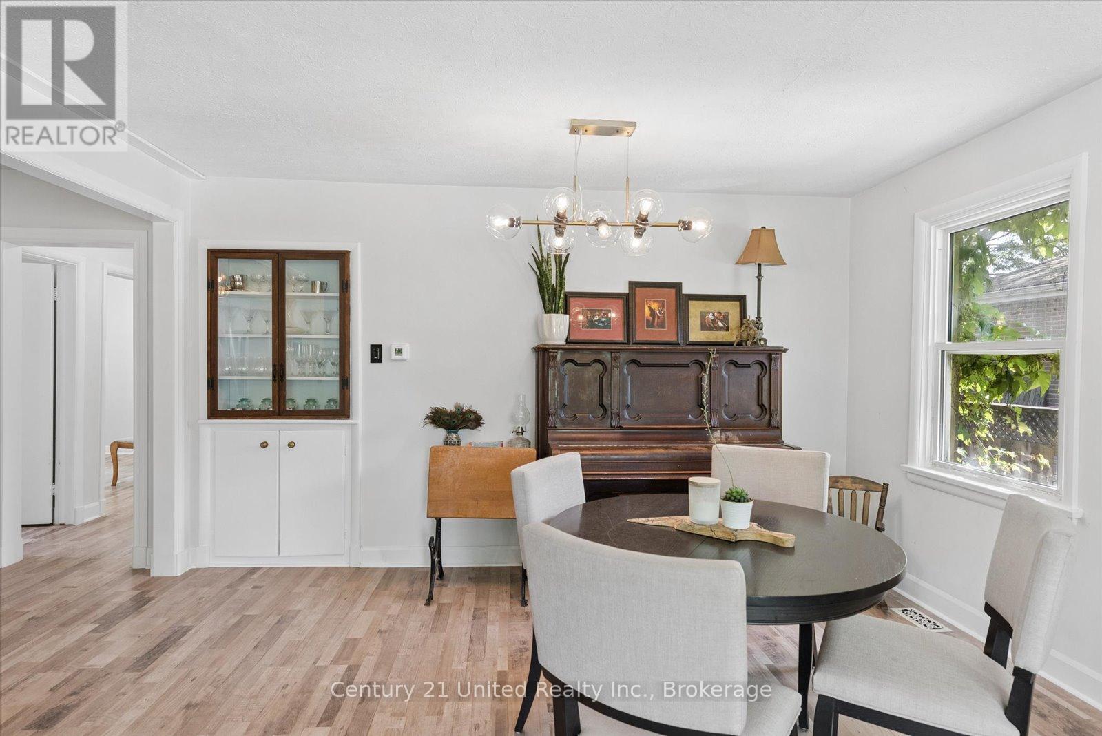 193 Shelbourne Street, Peterborough (Northcrest Ward 5), Ontario  K9H 5K3 - Photo 13 - X13239170