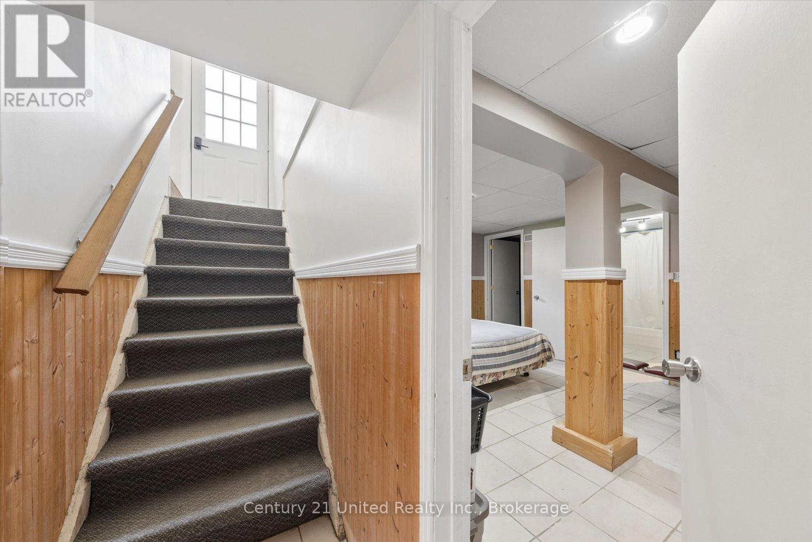 193 Shelbourne Street, Peterborough (Northcrest Ward 5), Ontario  K9H 5K3 - Photo 33 - X13239170