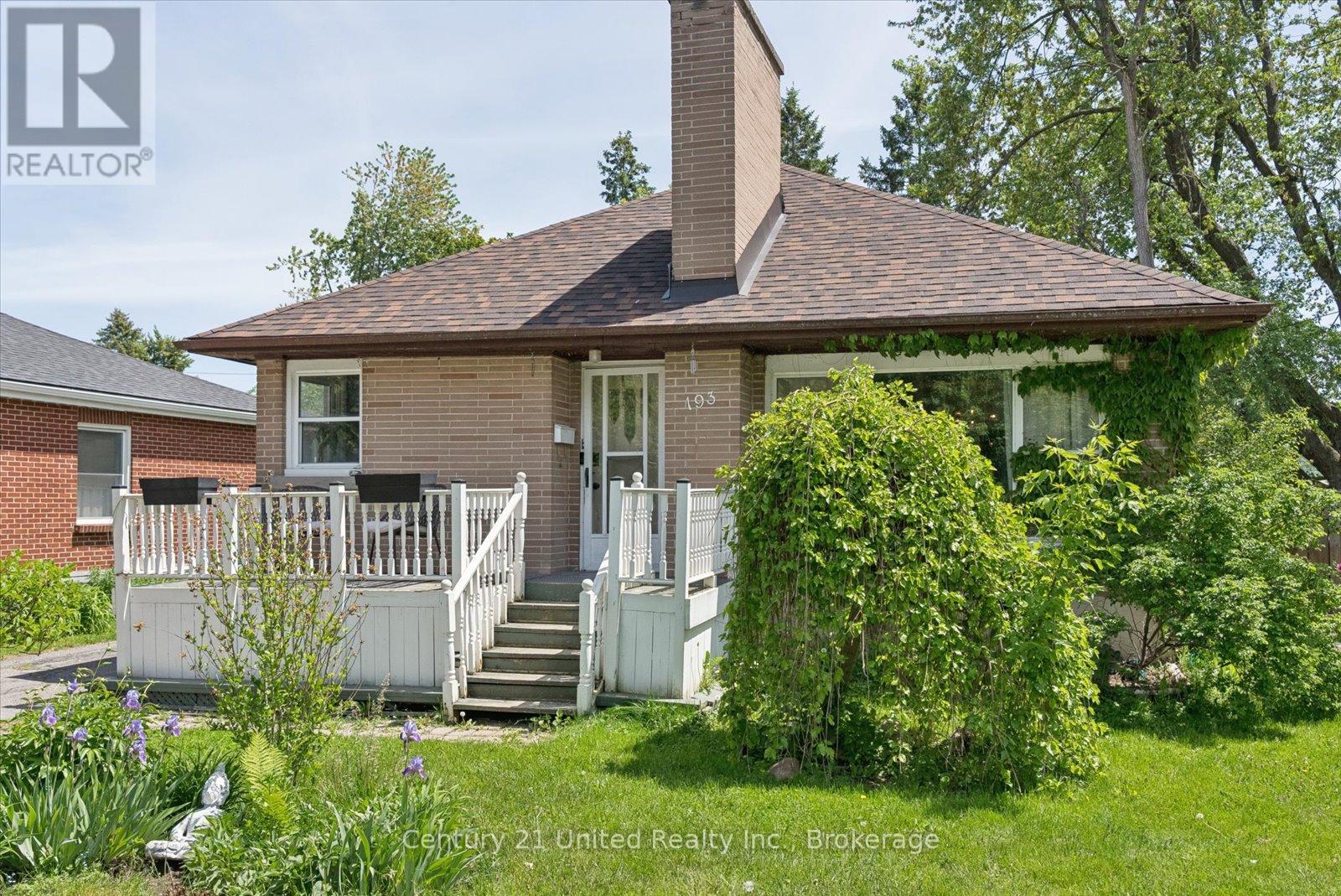 193 Shelbourne Street, Peterborough (Northcrest Ward 5), Ontario  K9H 5K3 - Photo 4 - X13239170