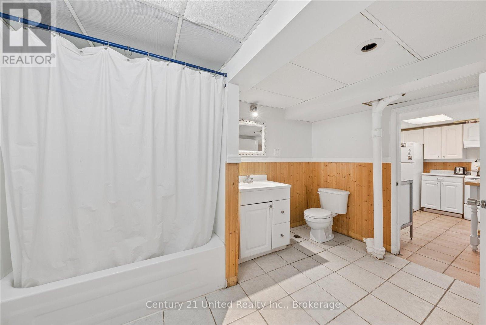 193 Shelbourne Street, Peterborough (Northcrest Ward 5), Ontario  K9H 5K3 - Photo 42 - X13239170