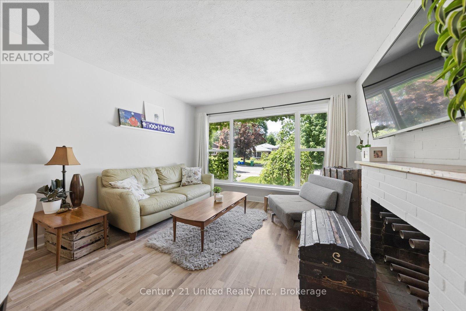 193 Shelbourne Street, Peterborough (Northcrest Ward 5), Ontario  K9H 5K3 - Photo 8 - X13239170