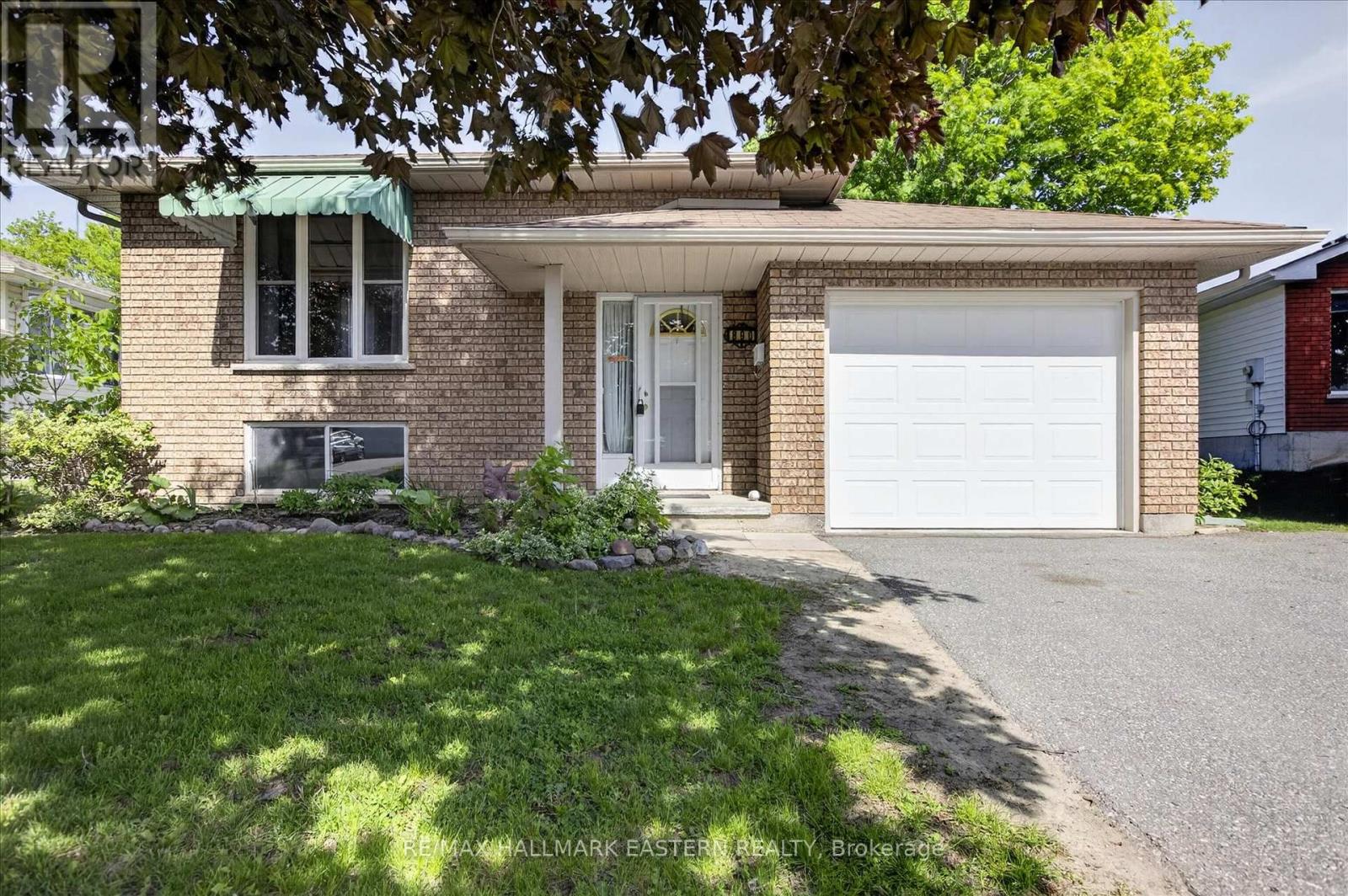 890 CHAPEL ROAD, peterborough (ashburnham ward 4), Ontario