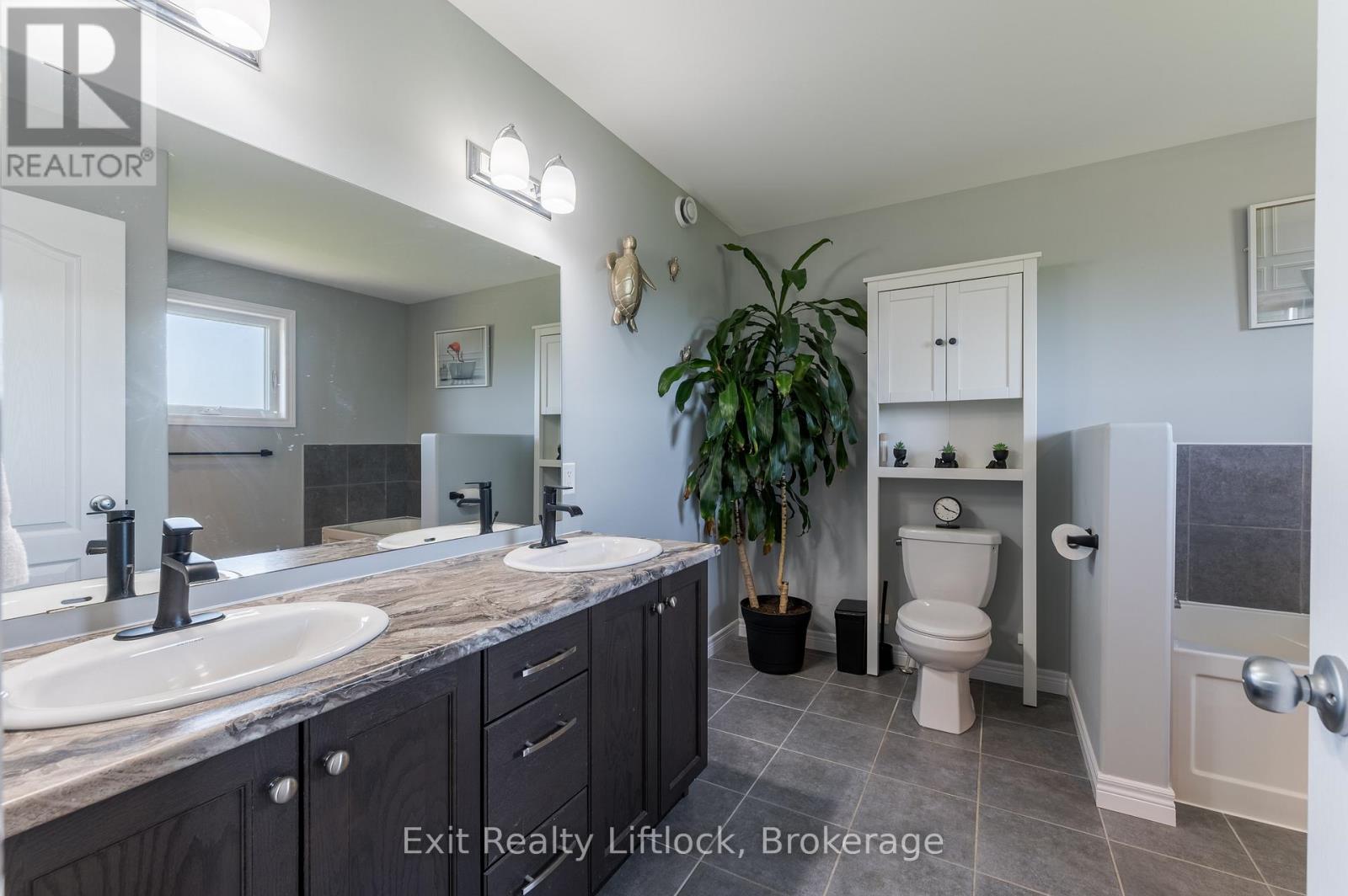 11 Darrell Drain Crescent, Asphodel-Norwood, Ontario  K0L 2V0 - Photo 28 - X13240174