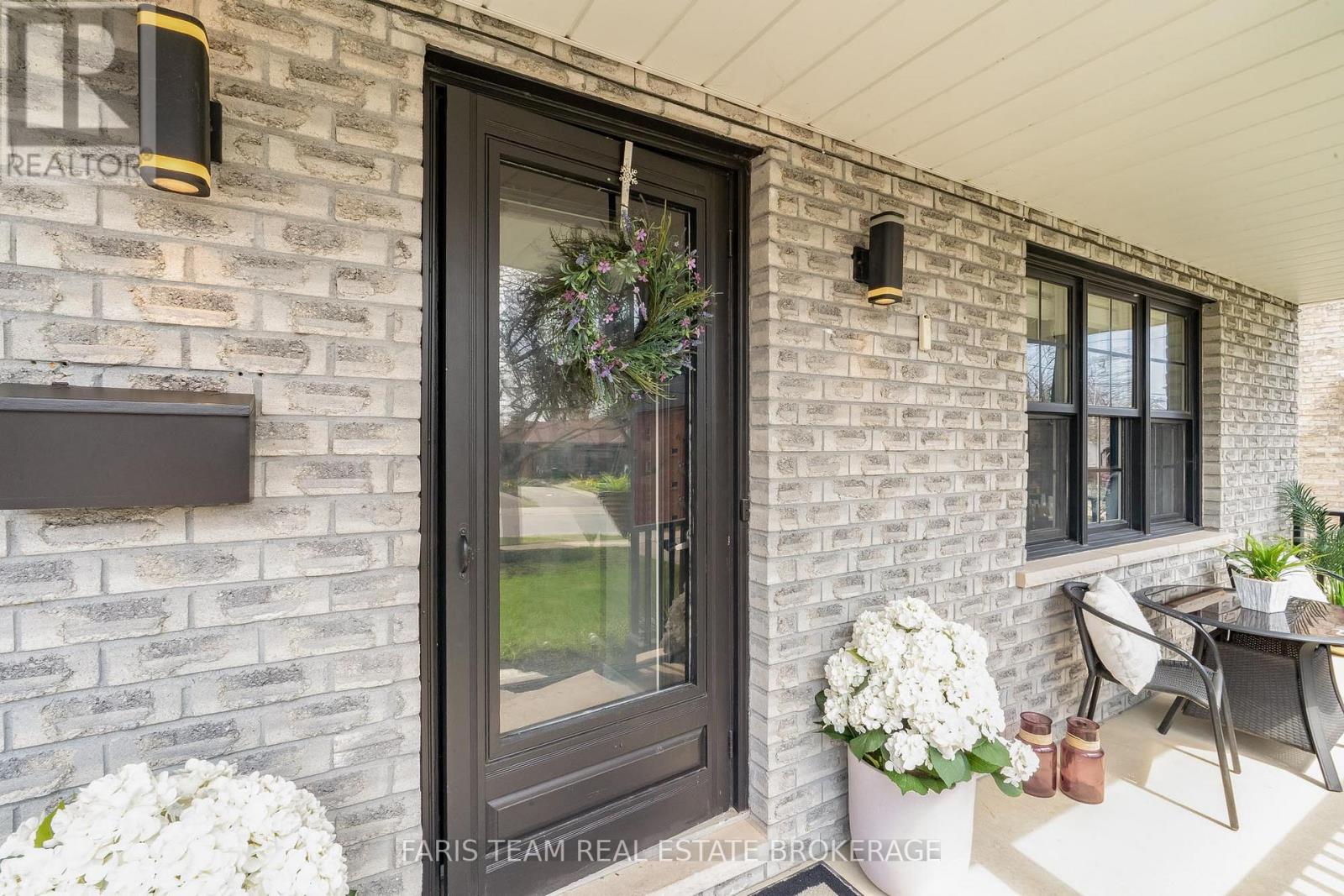 44 Regent Street, Kawartha Lakes (Lindsay), Ontario  K9V 3V2 - Photo 4 - X13240124