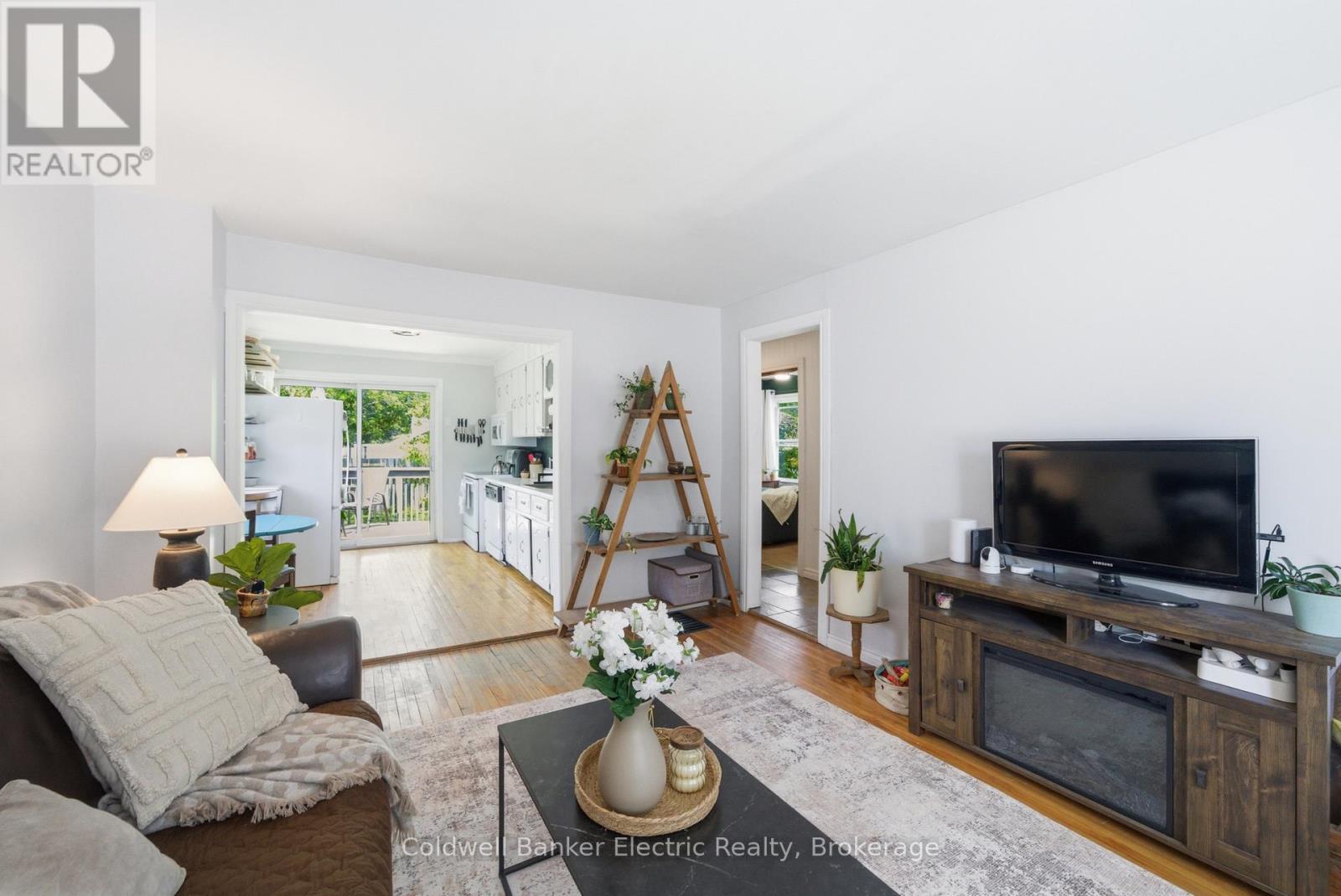 780 Brown Street, Peterborough (Otonabee Ward 1), Ontario  K9J 4K8 - Photo 6 - X13241586
