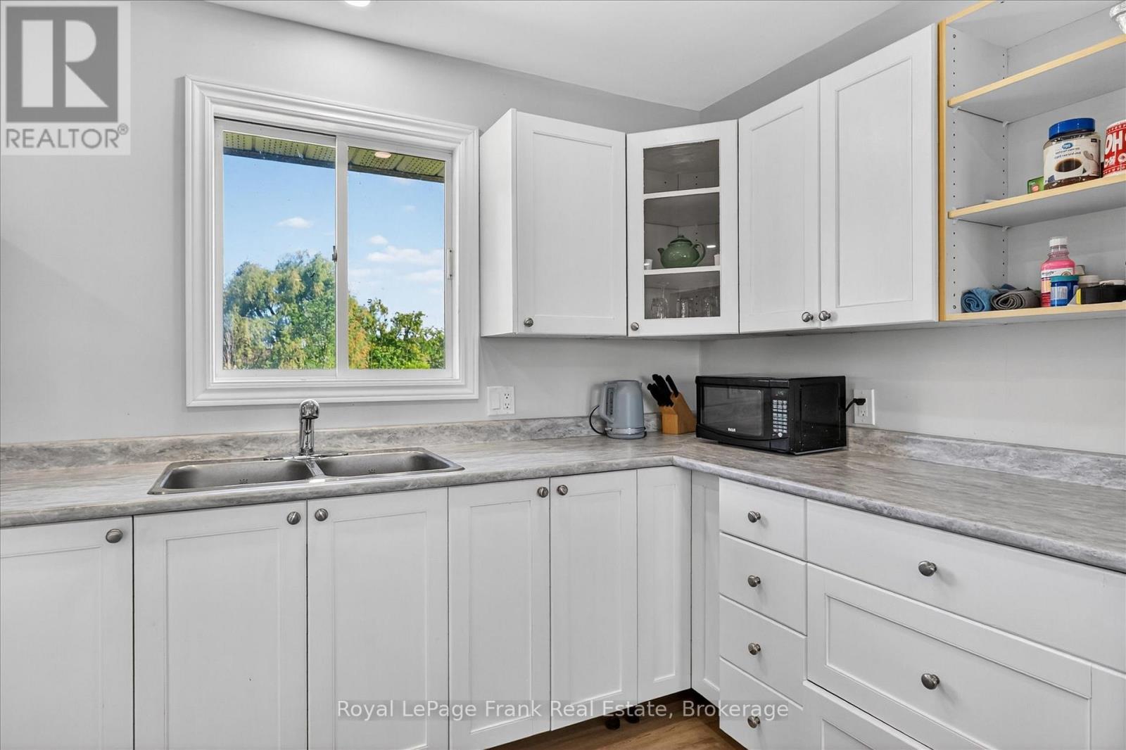 394 7th Line Road, Douro-Dummer, Ontario  K0L 2V9 - Photo 13 - X13241822
