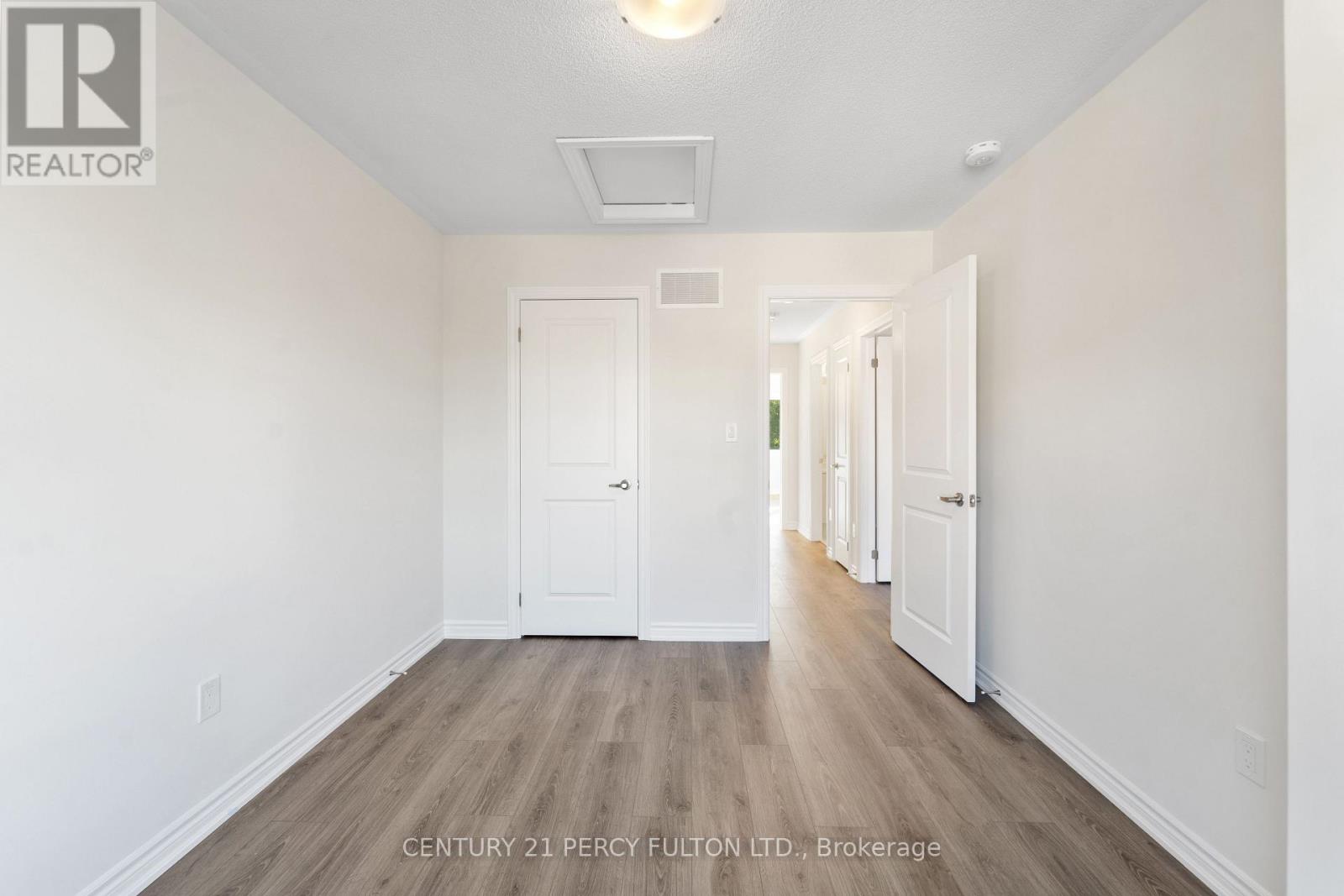 37 Watts Mews, Kawartha Lakes (Lindsay), Ontario  K9V 5V7 - Photo 15 - X13241556