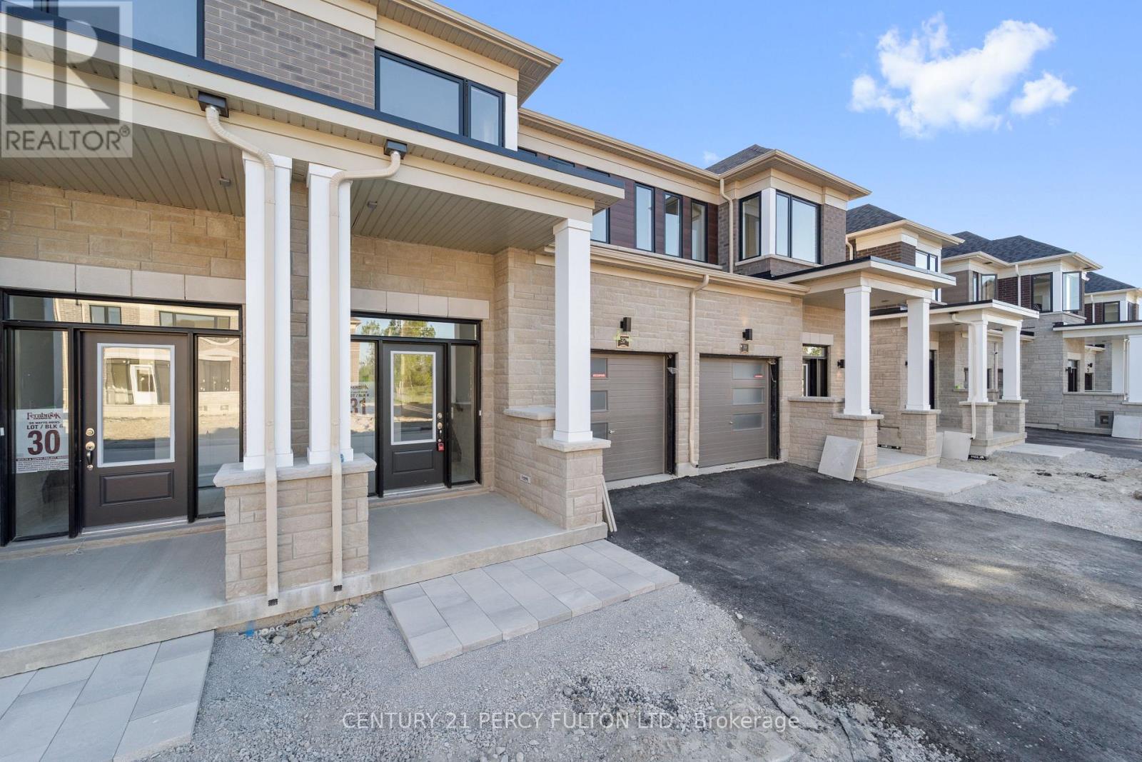 37 Watts Mews, Kawartha Lakes (Lindsay), Ontario  K9V 5V7 - Photo 3 - X13241556