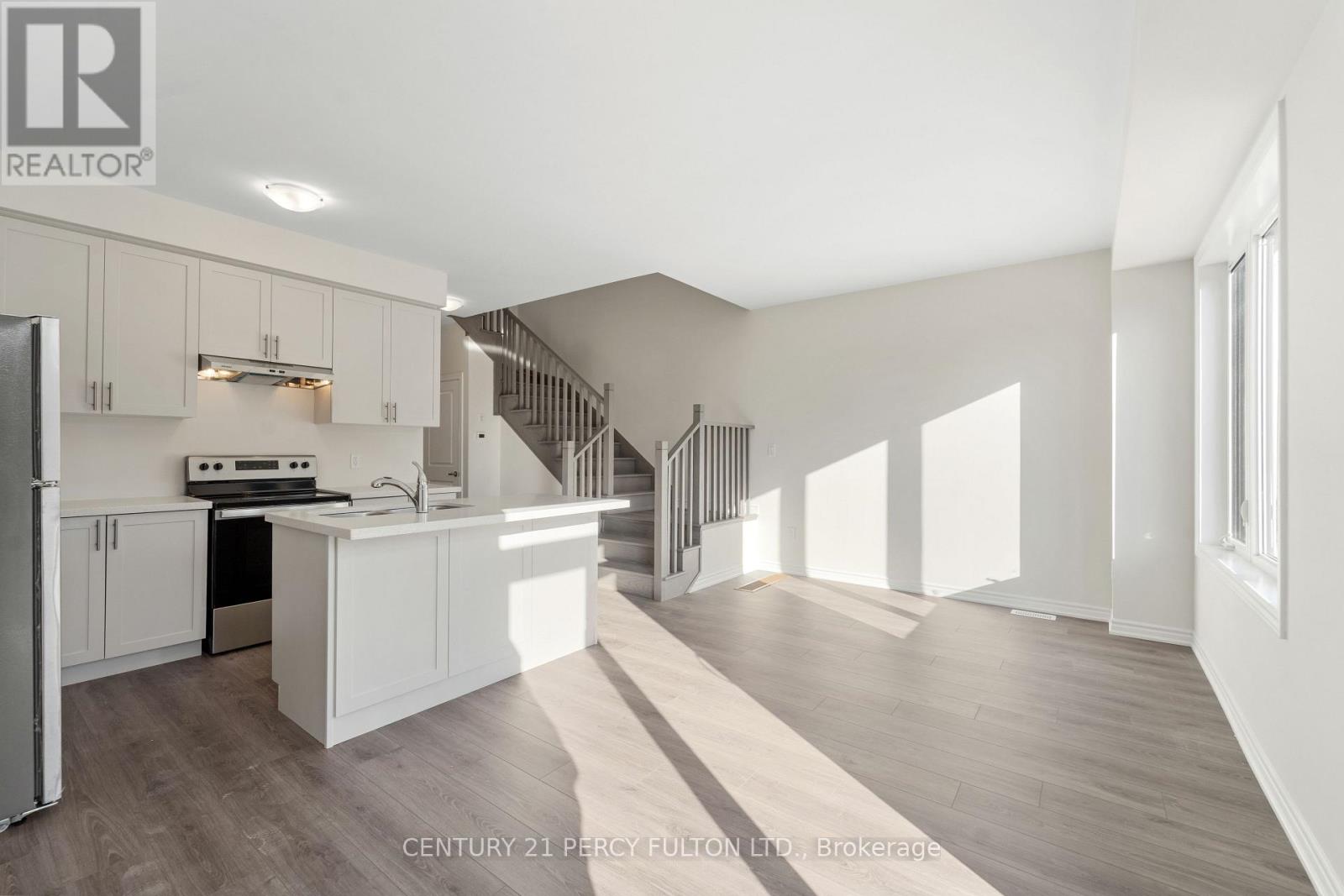 37 Watts Mews, Kawartha Lakes (Lindsay), Ontario  K9V 5V7 - Photo 5 - X13241556