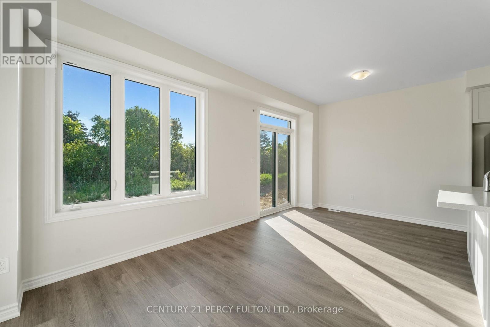 37 Watts Mews, Kawartha Lakes (Lindsay), Ontario  K9V 5V7 - Photo 7 - X13241556
