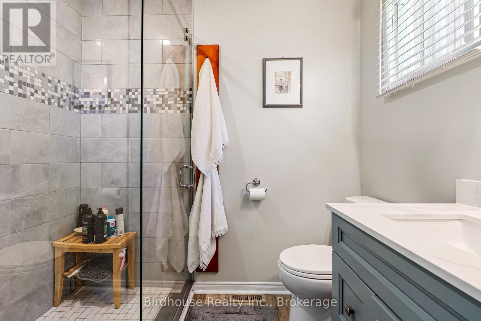 96 Foster Creek Drive, Clarington (Newcastle), Ontario  L1B 1G5 - Photo 16 - E13242124
