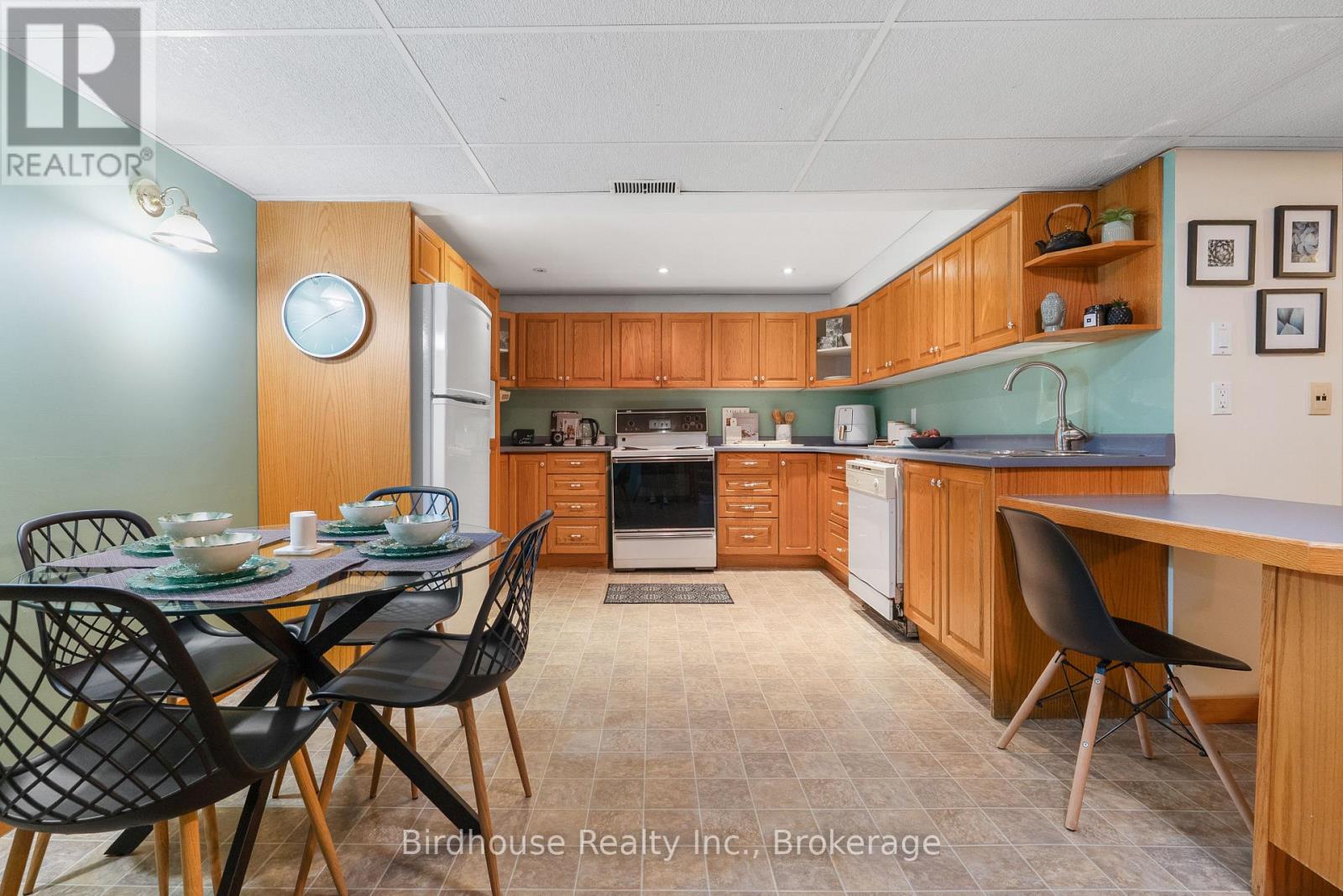 96 Foster Creek Drive, Clarington (Newcastle), Ontario  L1B 1G5 - Photo 21 - E13242124