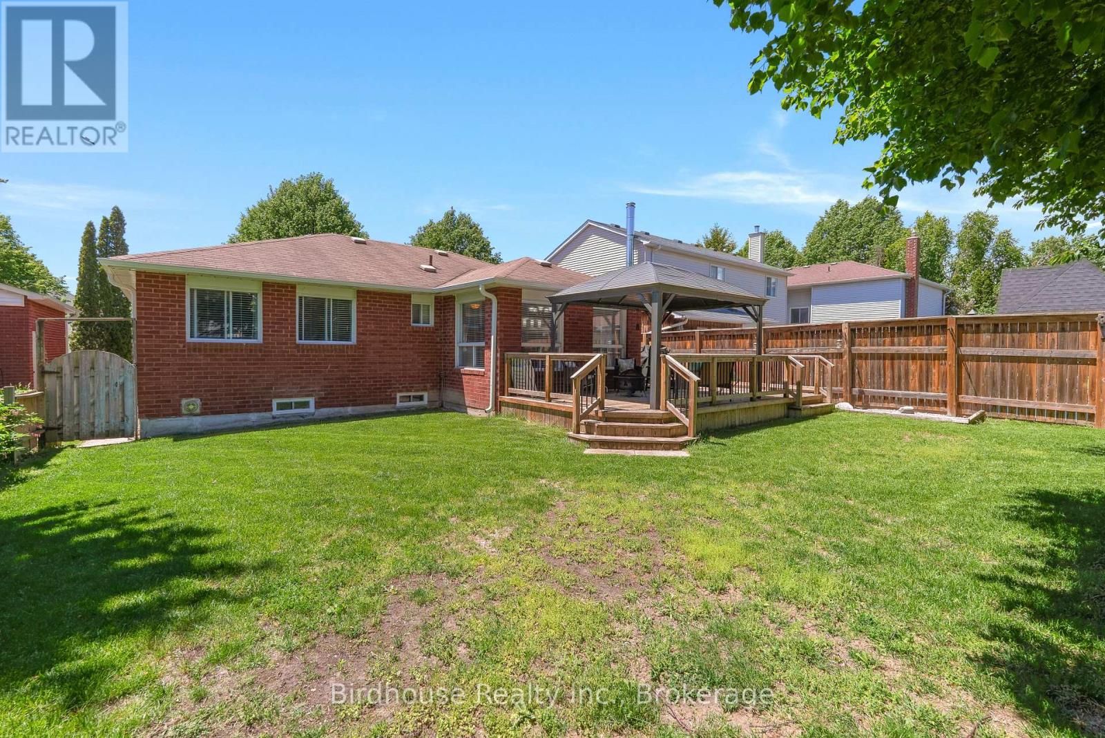 96 Foster Creek Drive, Clarington (Newcastle), Ontario  L1B 1G5 - Photo 33 - E13242124
