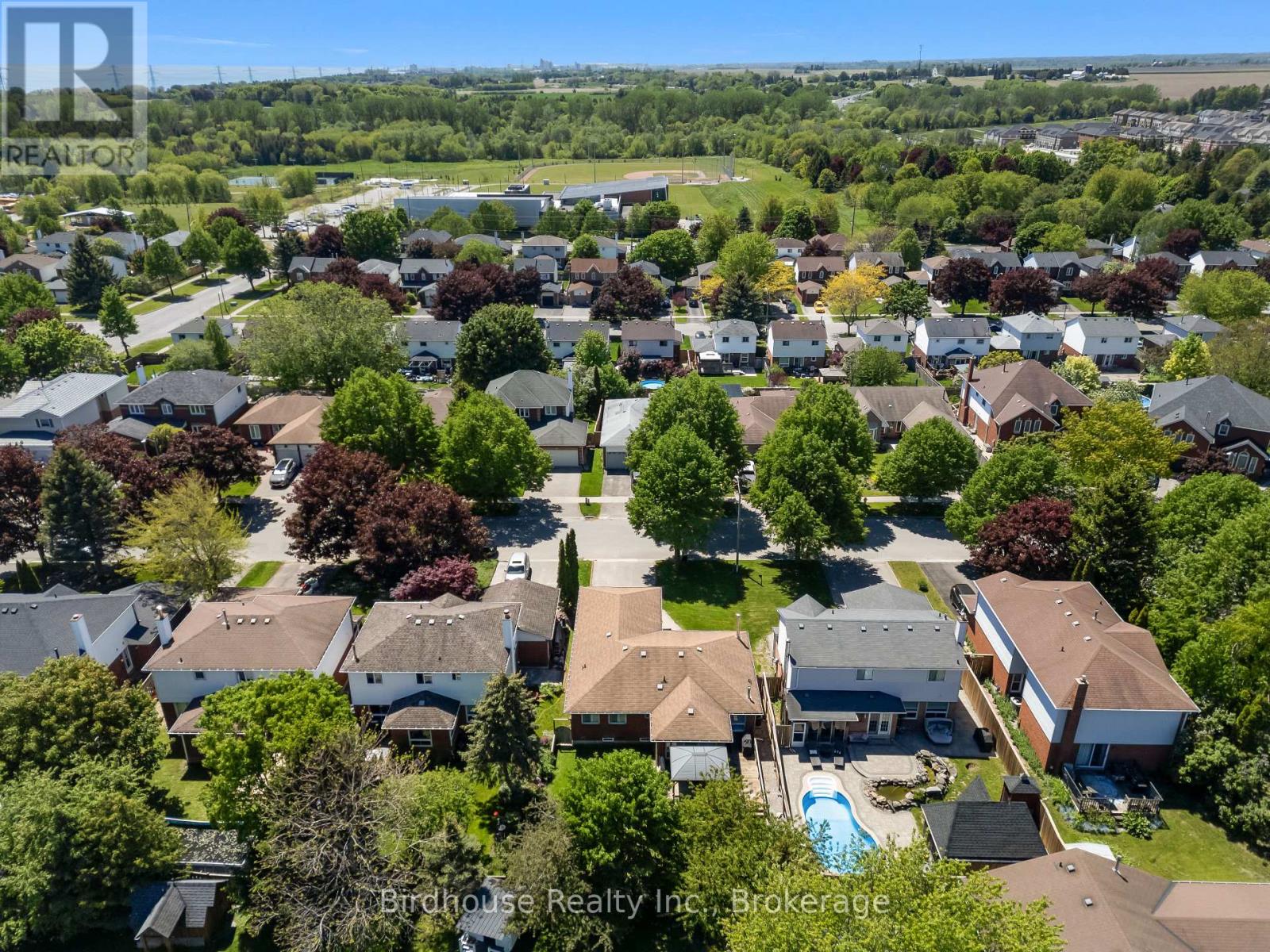 96 Foster Creek Drive, Clarington (Newcastle), Ontario  L1B 1G5 - Photo 35 - E13242124