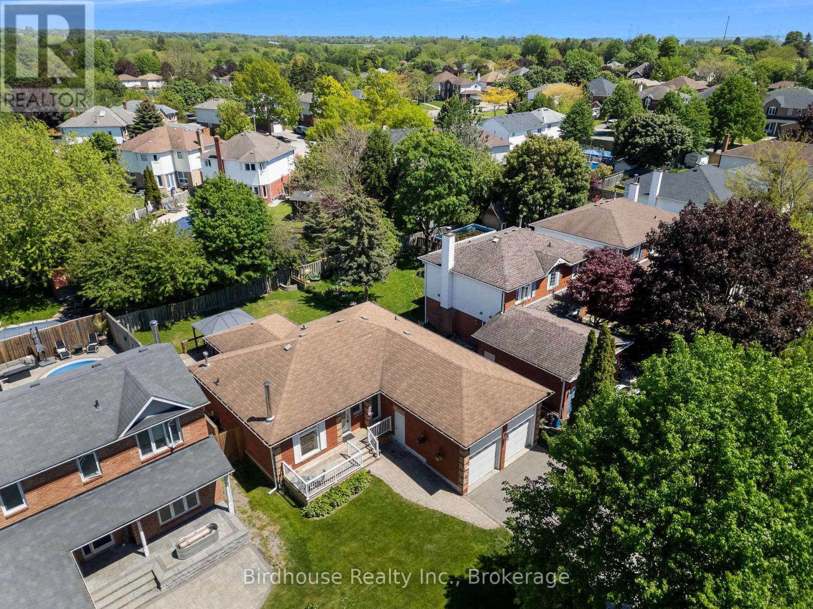 96 Foster Creek Drive, Clarington (Newcastle), Ontario  L1B 1G5 - Photo 38 - E13242124