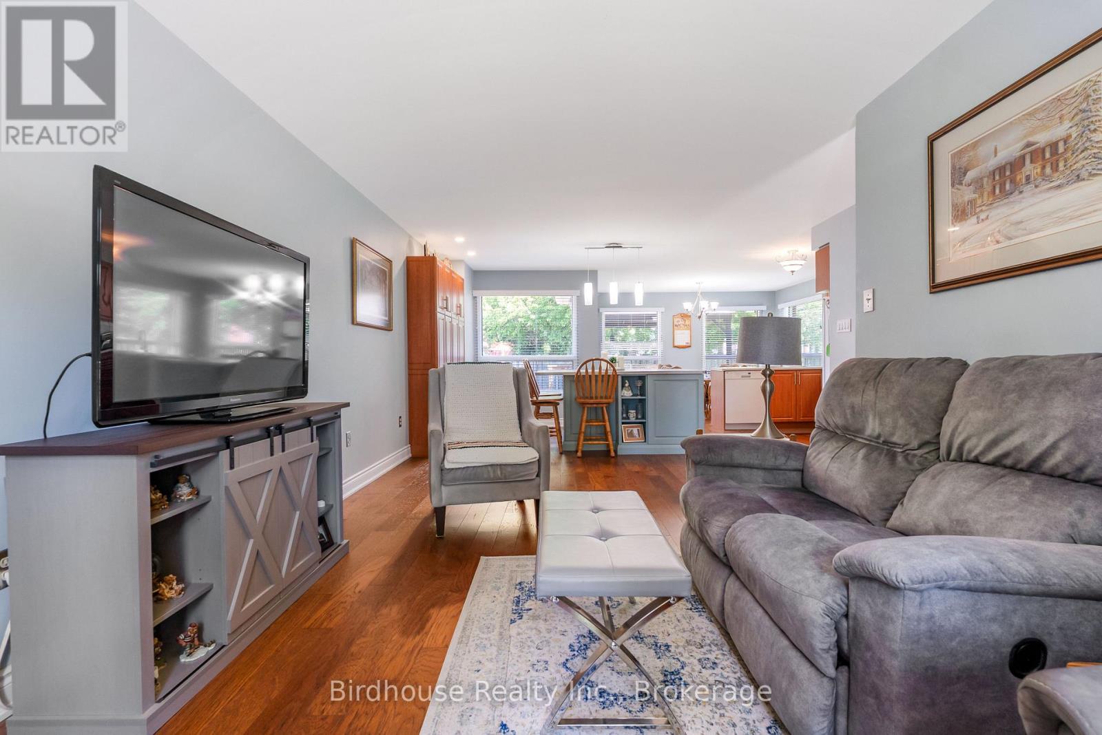 96 Foster Creek Drive, Clarington (Newcastle), Ontario  L1B 1G5 - Photo 6 - E13242124