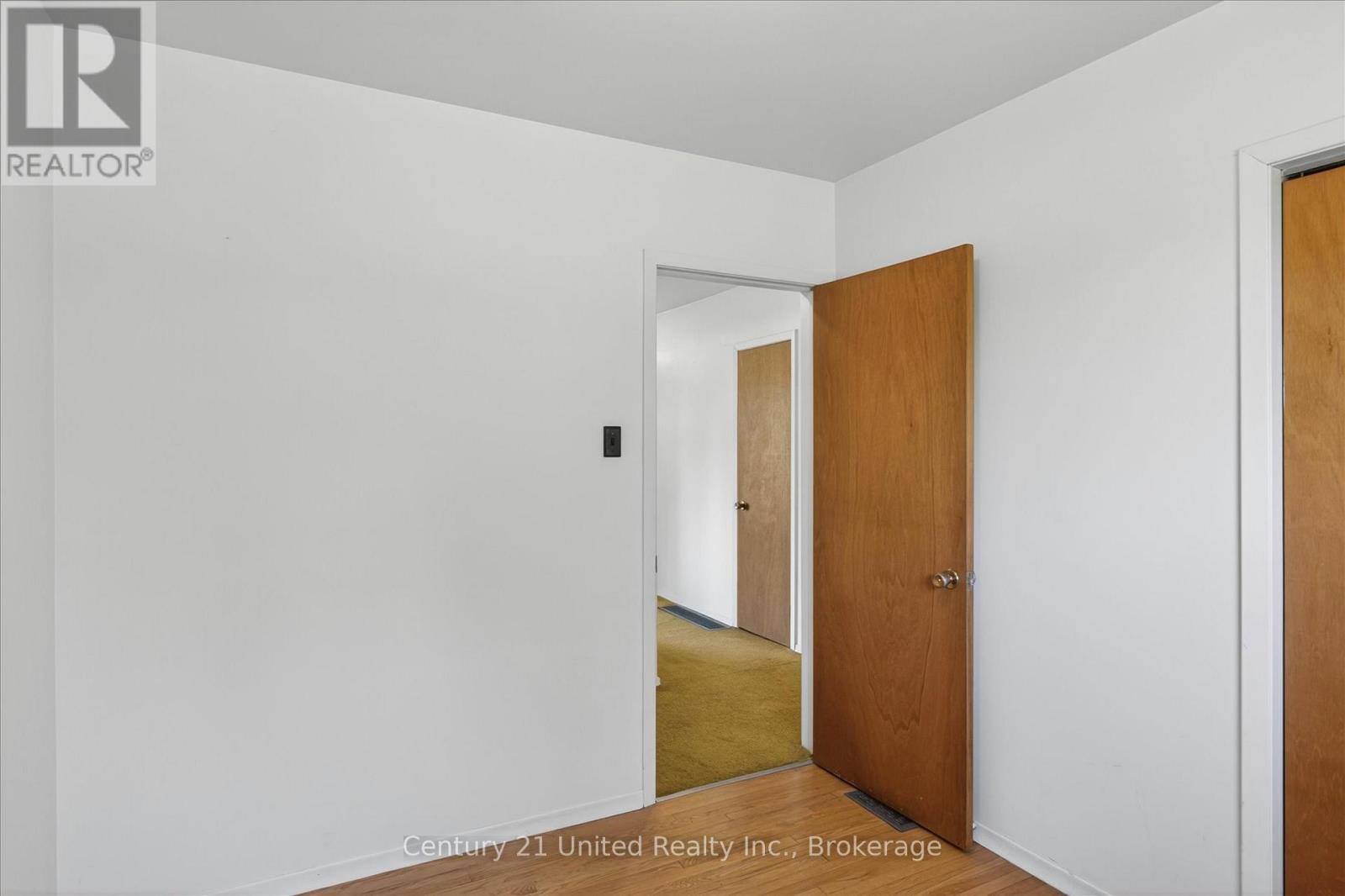 922 Wightman Avenue, Peterborough (Otonabee Ward 1), Ontario  K9J 5W7 - Photo 19 - X13242508