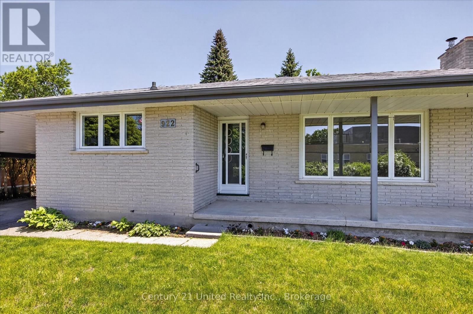 922 Wightman Avenue, Peterborough (Otonabee Ward 1), Ontario  K9J 5W7 - Photo 5 - X13242508