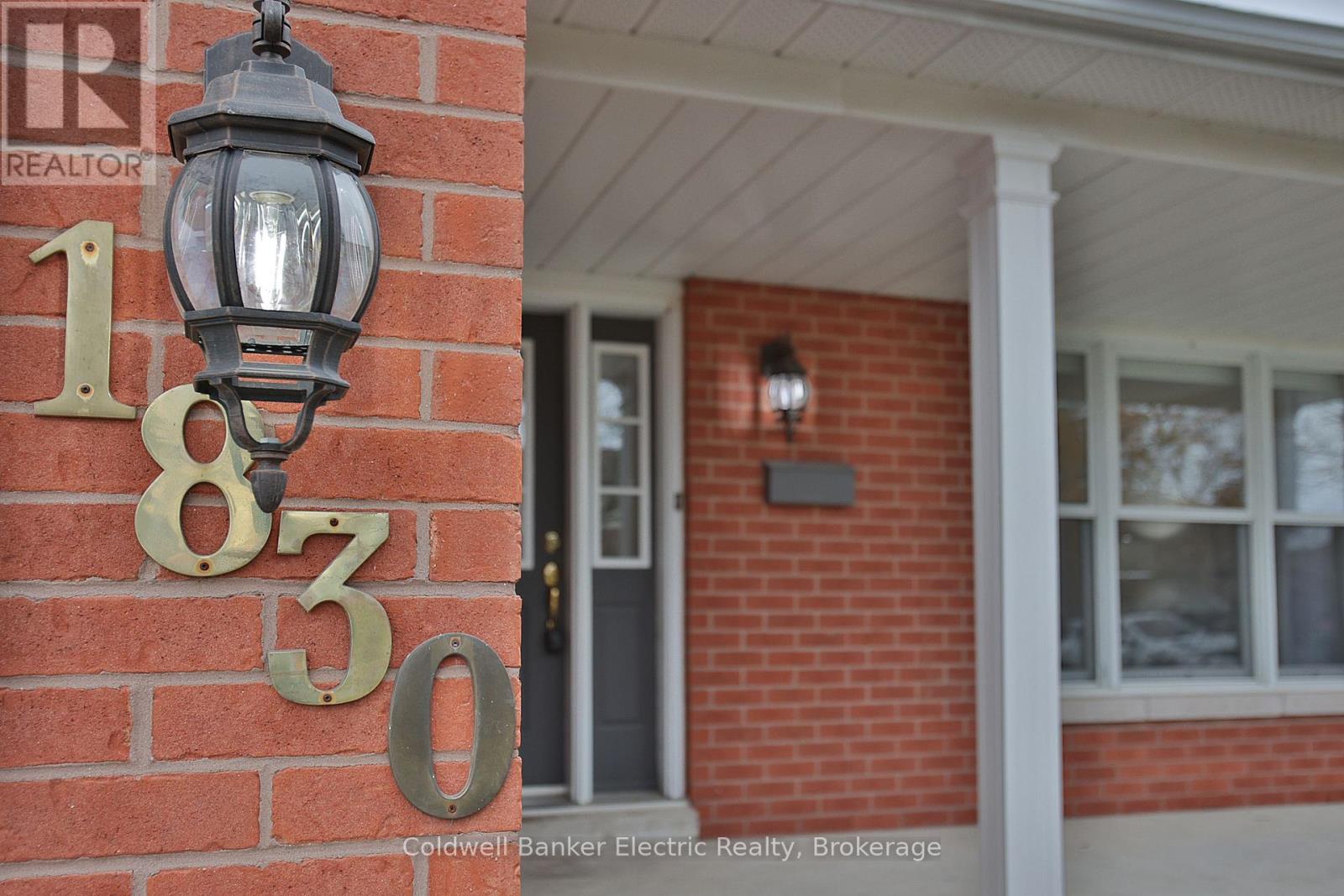 1830 Stratton Avenue, Peterborough (Otonabee Ward 1), Ontario  K9K 2E6 - Photo 2 - X13243422