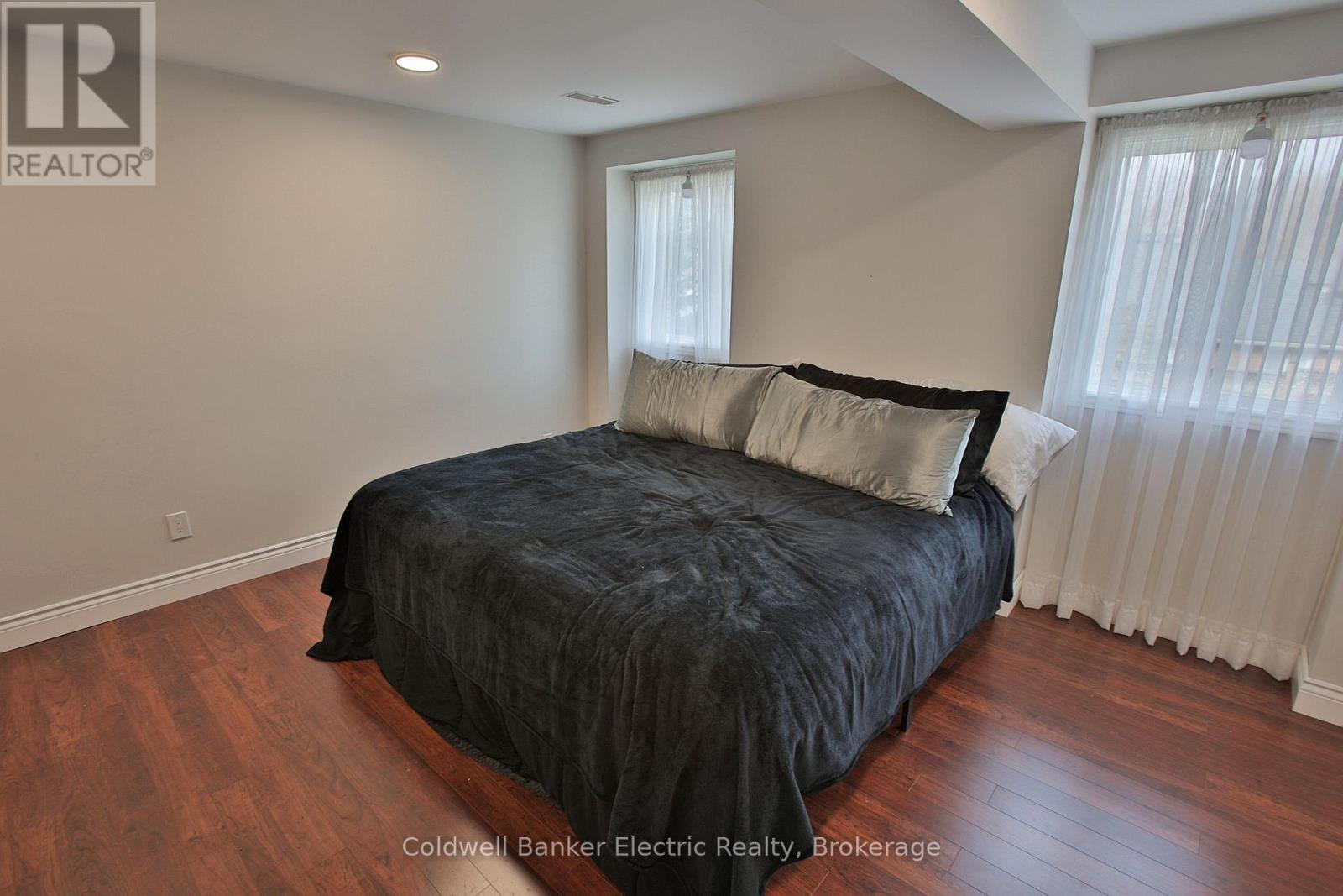 1830 Stratton Avenue, Peterborough (Otonabee Ward 1), Ontario  K9K 2E6 - Photo 26 - X13243422