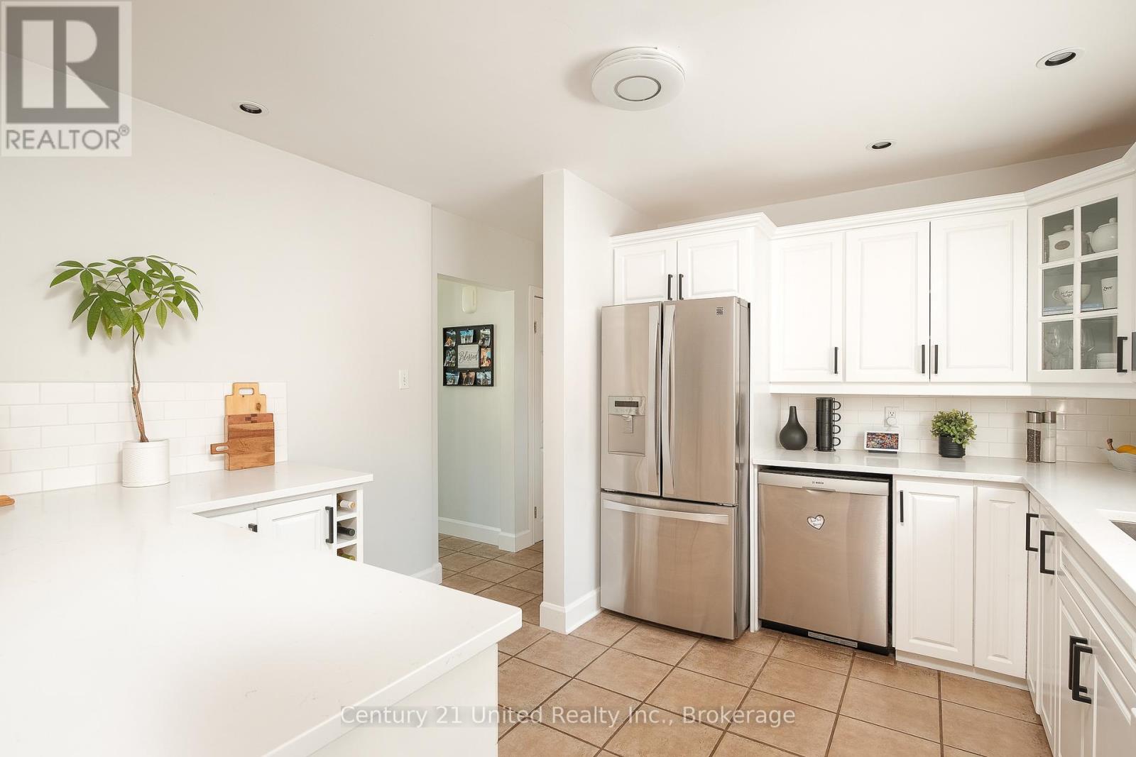 1233 Franklin Drive, Peterborough (Northcrest Ward 5), Ontario  K9H 6Z3 - Photo 12 - X13246946