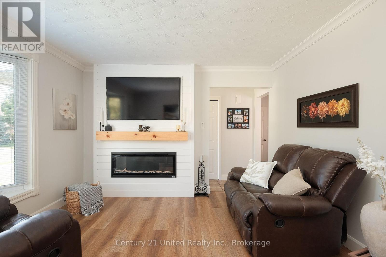 1233 Franklin Drive, Peterborough (Northcrest Ward 5), Ontario  K9H 6Z3 - Photo 4 - X13246946