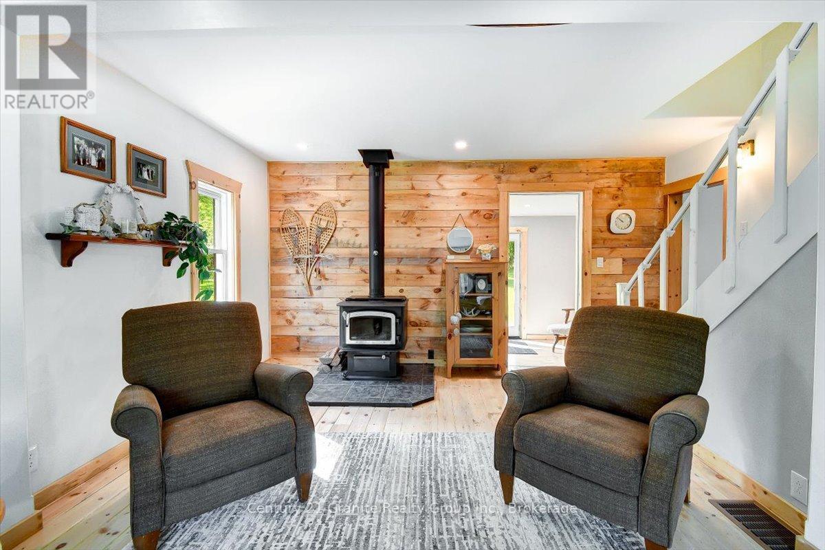33740 Hwy 62 Highway, Hastings Highlands (Monteagle Ward), Ontario  K0L 2S0 - Photo 8 - X13247198