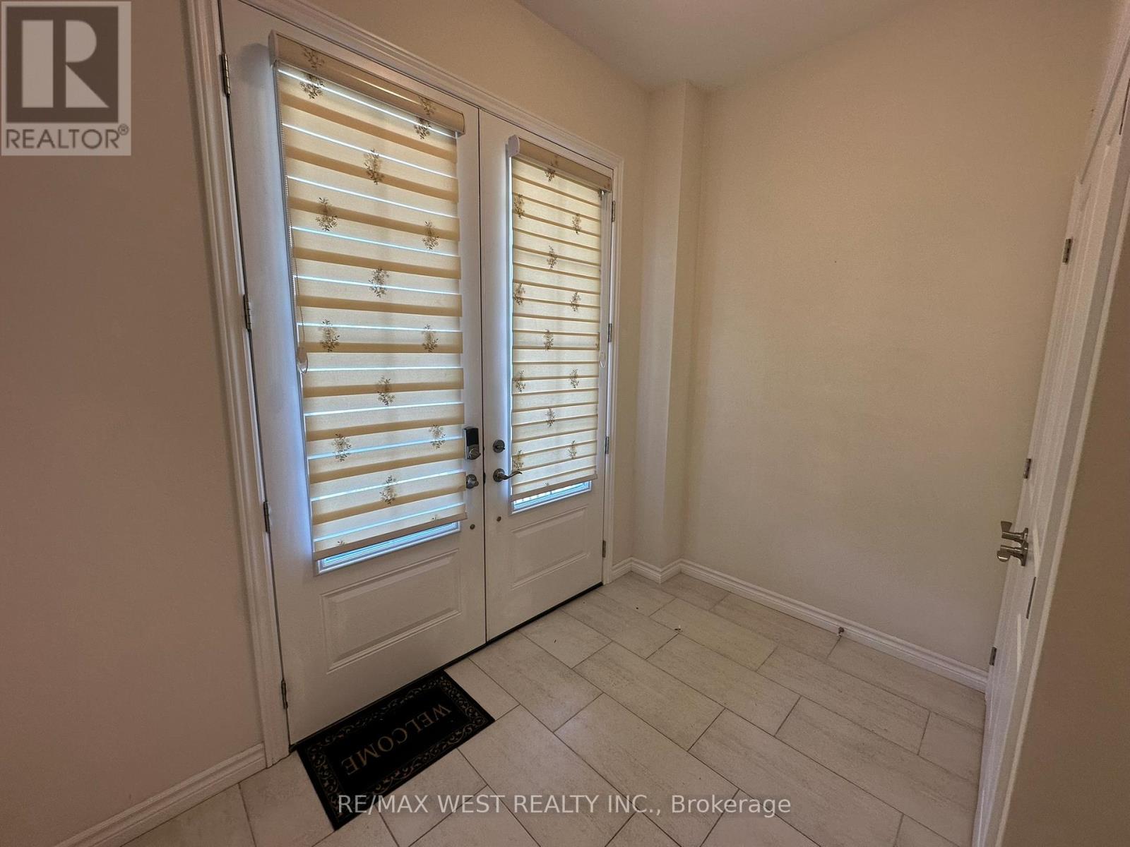 243 O Neil Street, Peterborough (Monaghan Ward 2), Ontario  K9K 0H8 - Photo 6 - X13246976