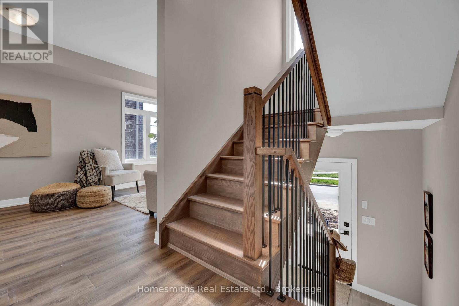 23 Addyman Crescent, Clarington (Newcastle), Ontario  L1B 0X1 - Photo 3 - E13247320